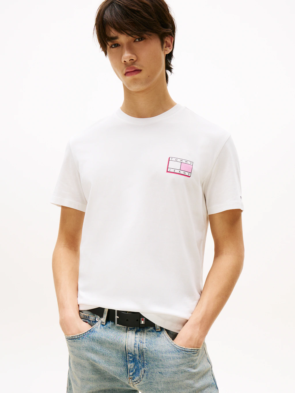 Tommy Jeans T-Shirt "TJM SLIM POP COLOR FLAG TEE EXT", Mit Rundhalsausschni günstig online kaufen