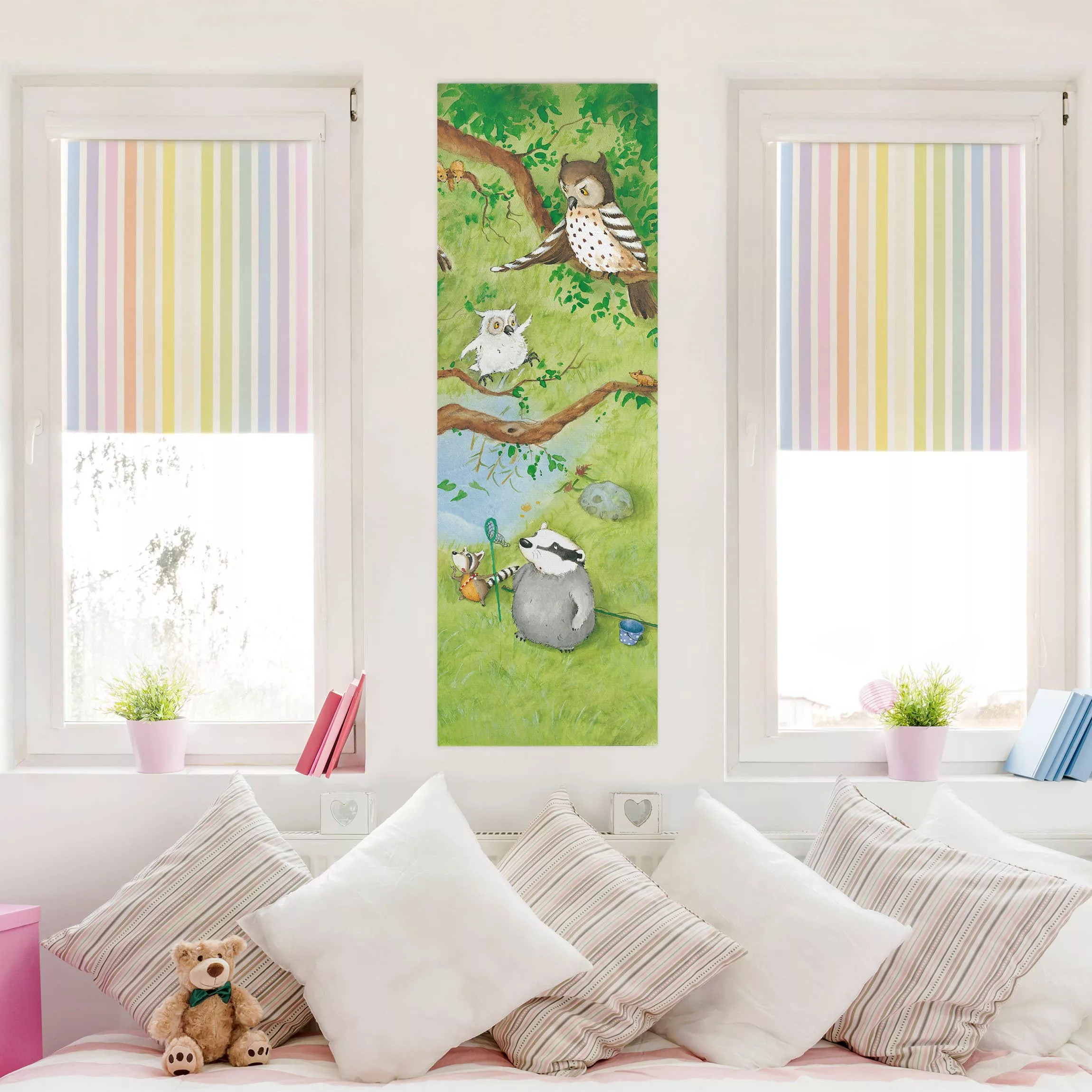 Leinwandbild Kinderzimmer - Hochformat Wassili Waschbär - Eulenküken Elsa r günstig online kaufen