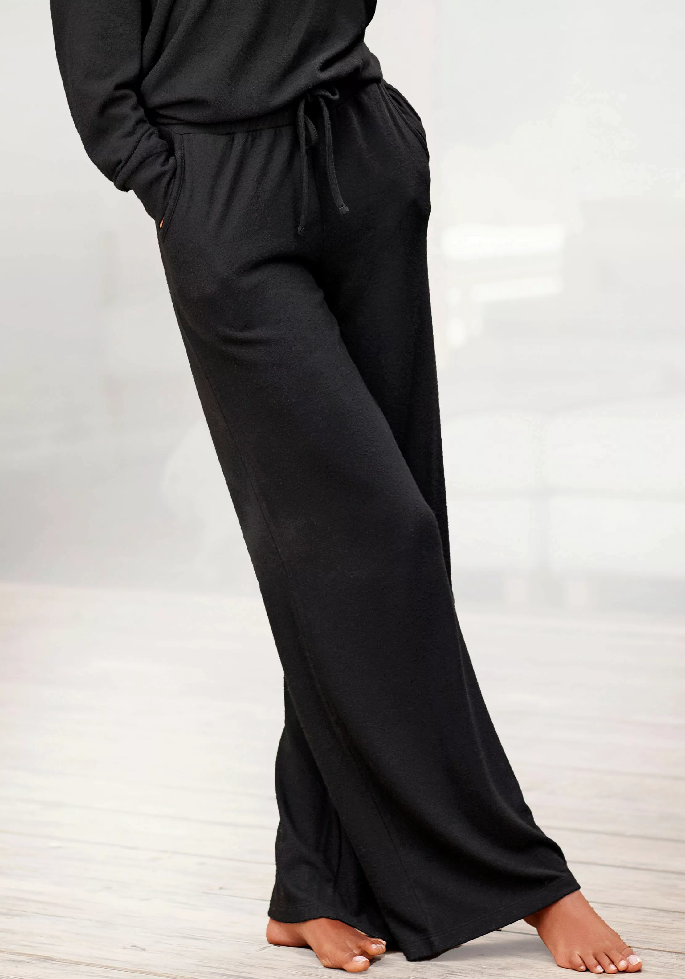 LASCANA Loungehose -Relaxhose mit weitem Bein, Loungewear günstig online kaufen