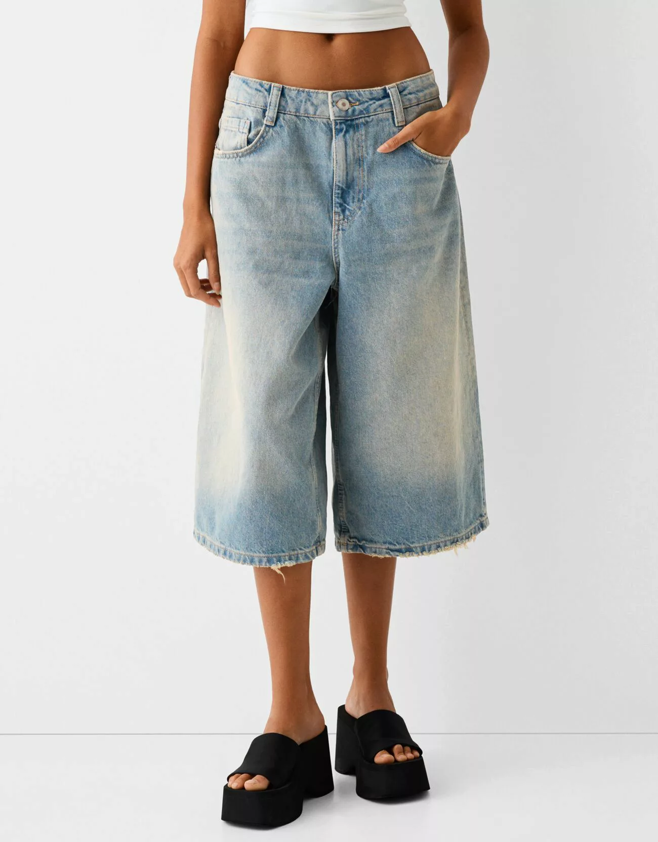 Bershka Jort-Bermudas Aus Denim Im Baggy-Stil Damen 44 Ausgewaschenes Blau günstig online kaufen