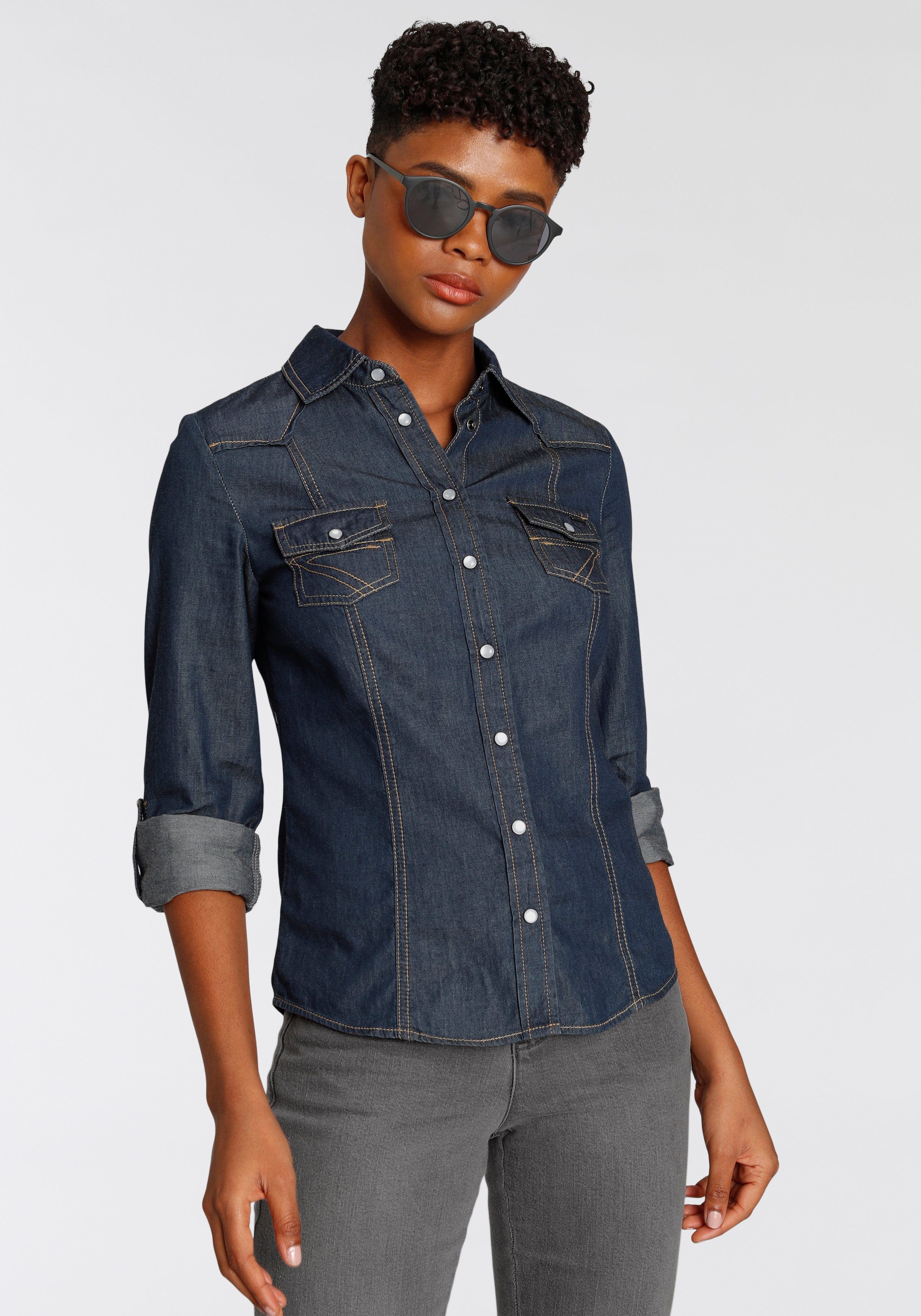 Arizona Jeansbluse mit Druckknöpfen in Perlmuttoptik günstig online kaufen