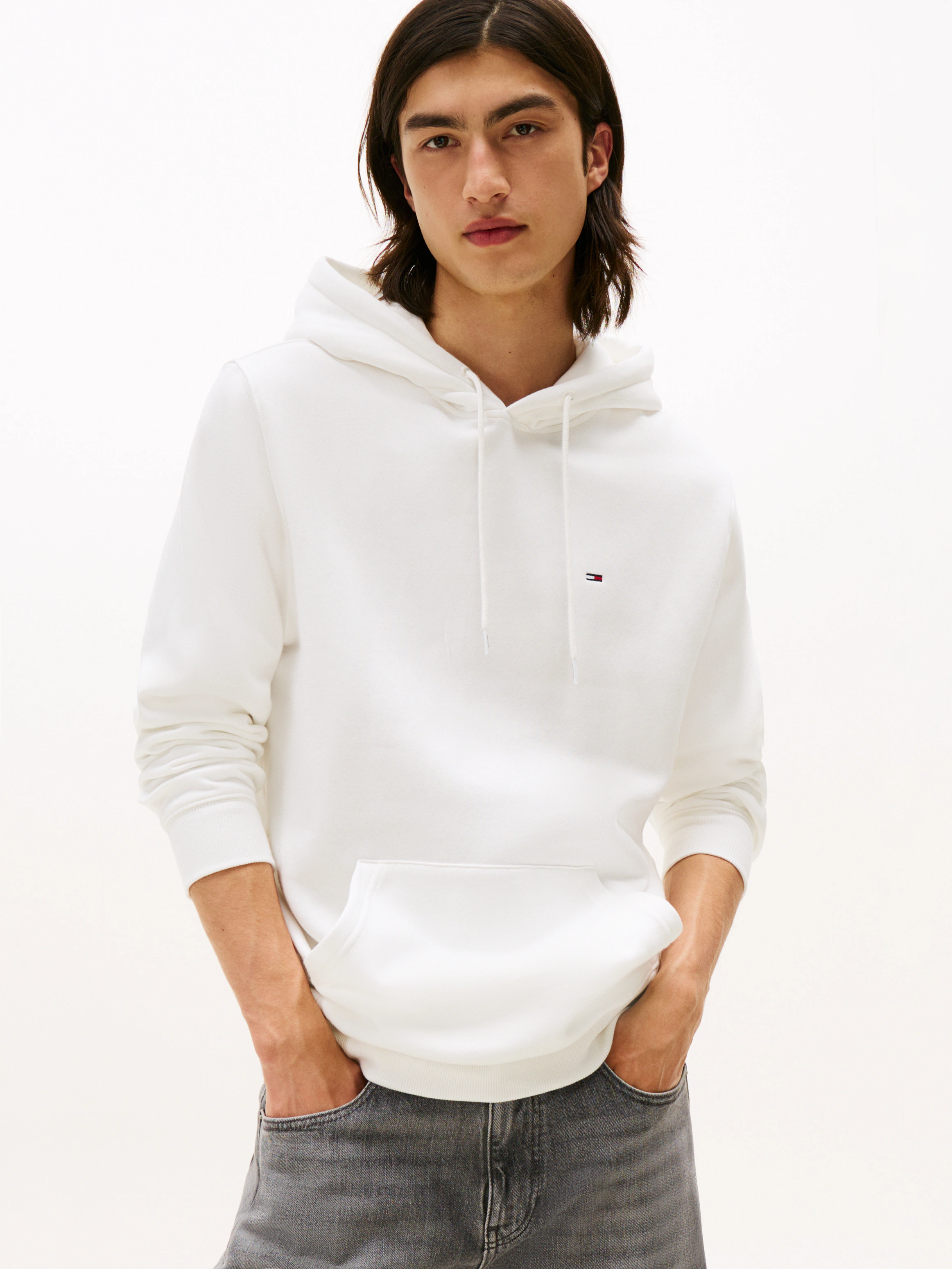 Tommy Jeans Sweatshirt "TJM REG S FLAG HOODIE", mit bestickten Markenlogo a günstig online kaufen
