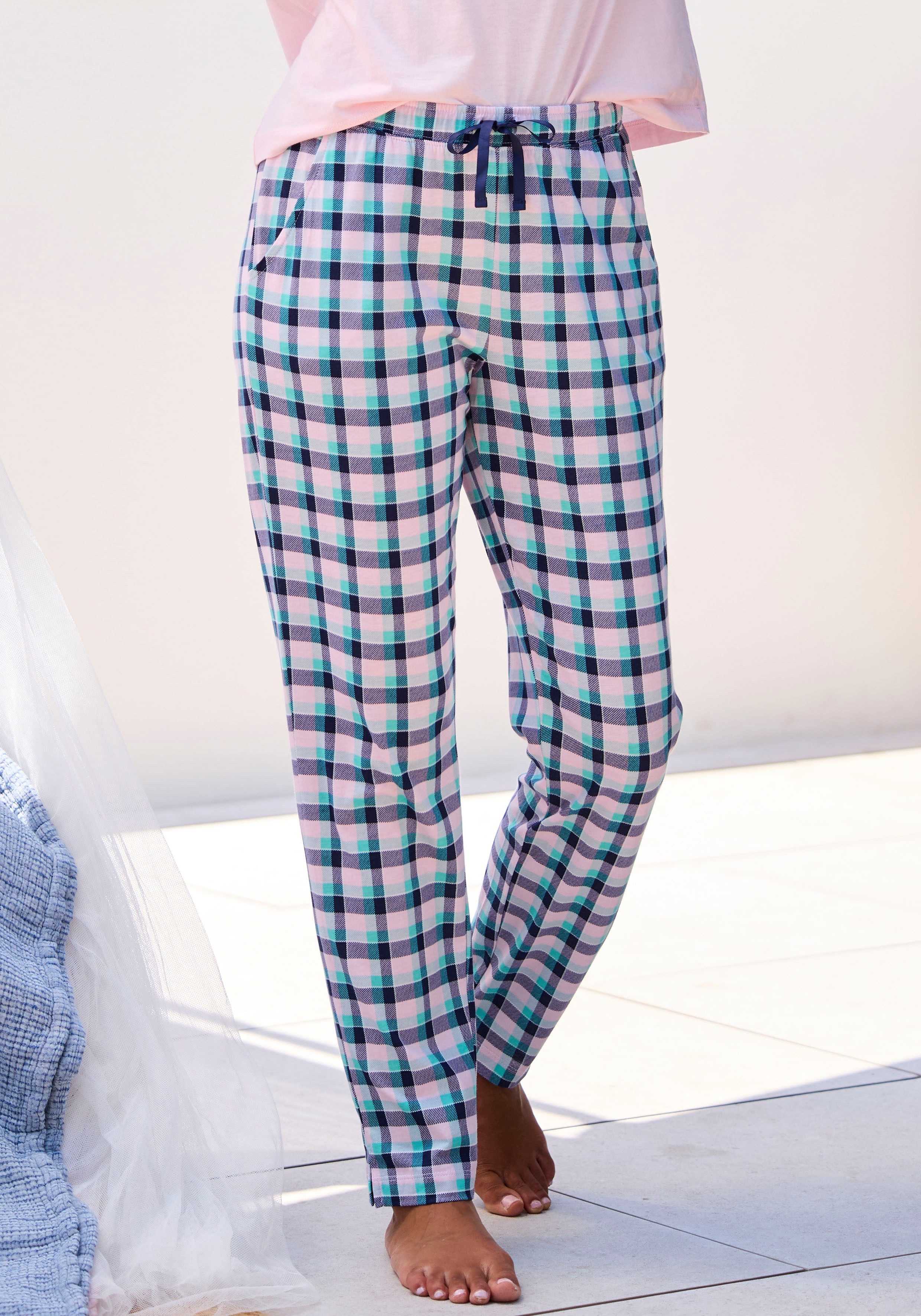 s.Oliver Pyjamahose, mit schönem Allover-Print günstig online kaufen