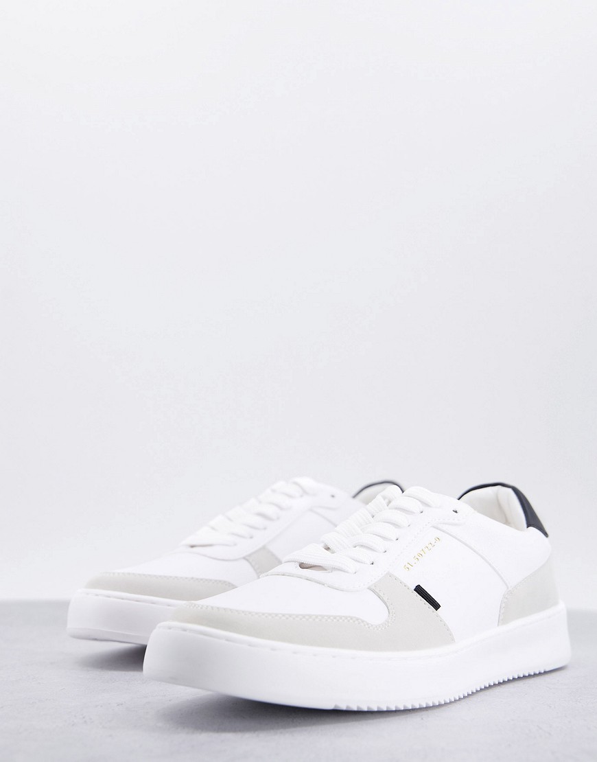 River Island – Niedrige Sneaker in Weiß günstig online kaufen