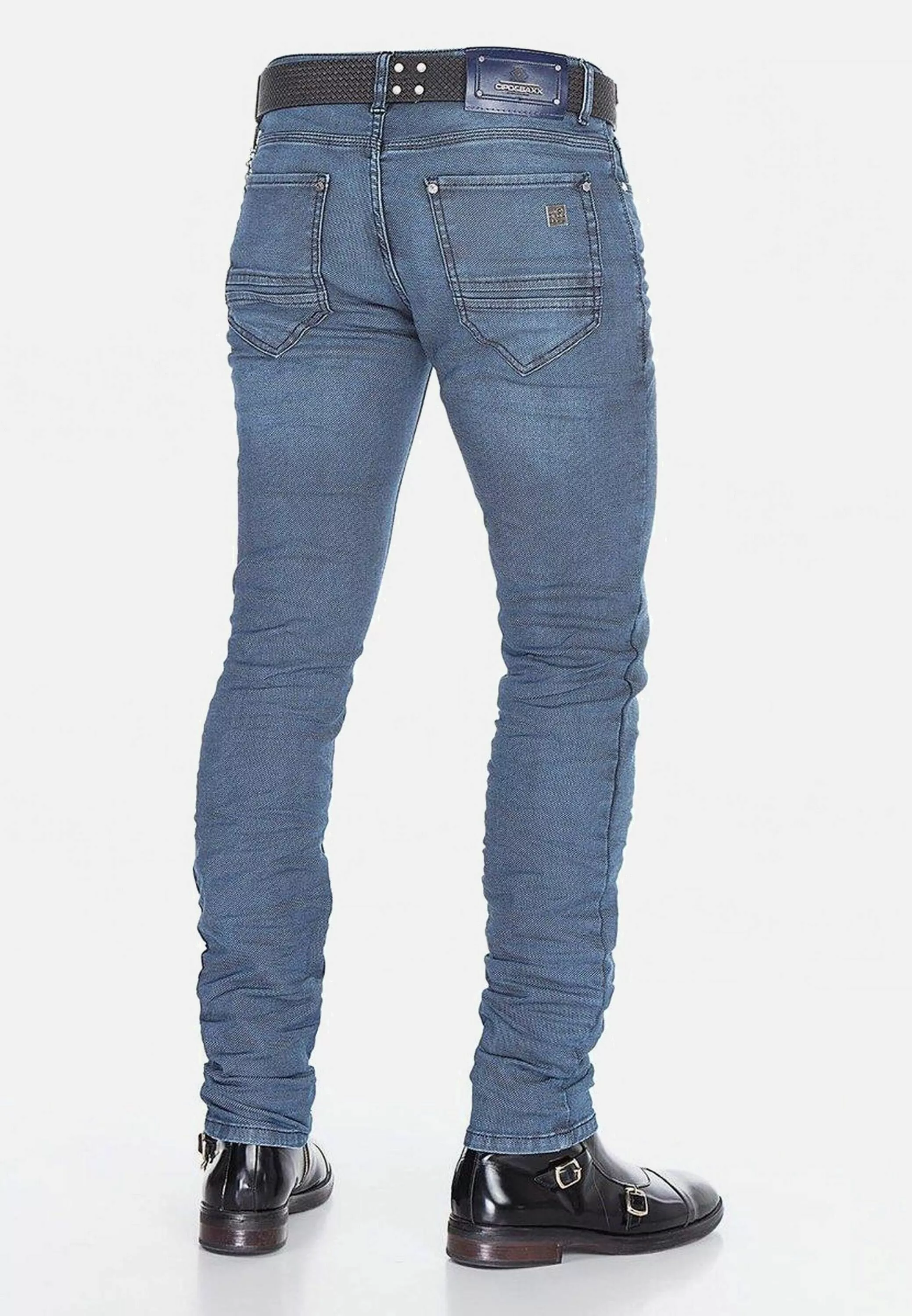 Cipo & Baxx Röhrenjeans "Jeans", mit Elasthanzusatz, CD374 günstig online kaufen