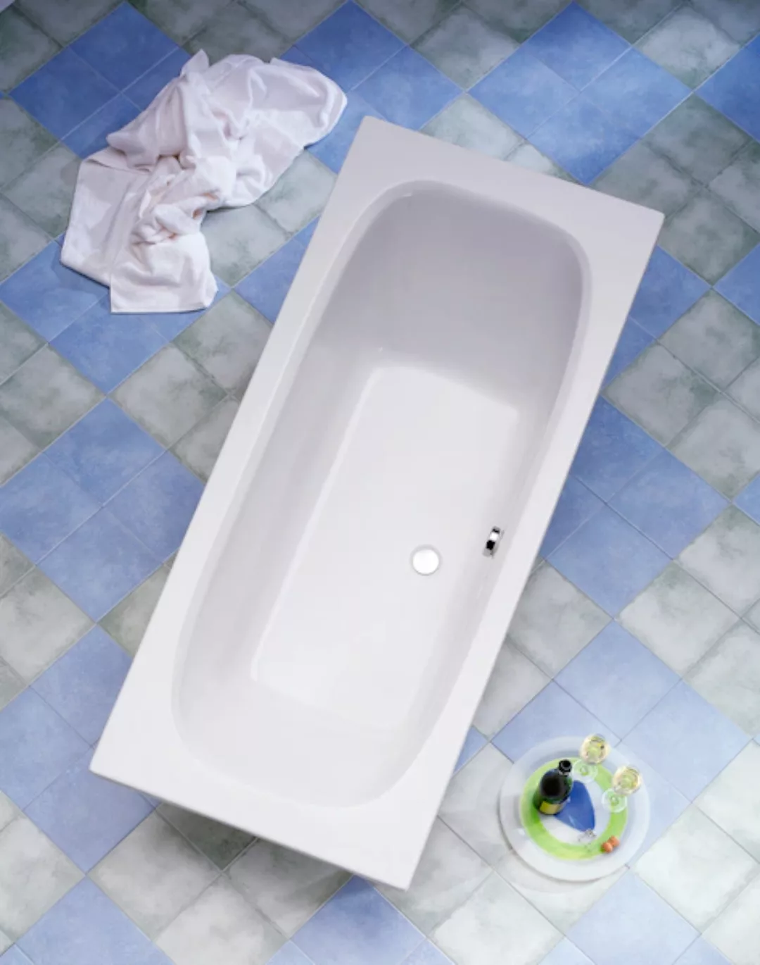 Ottofond Körperform-Badewanne Malta 180 cm Weiß günstig online kaufen