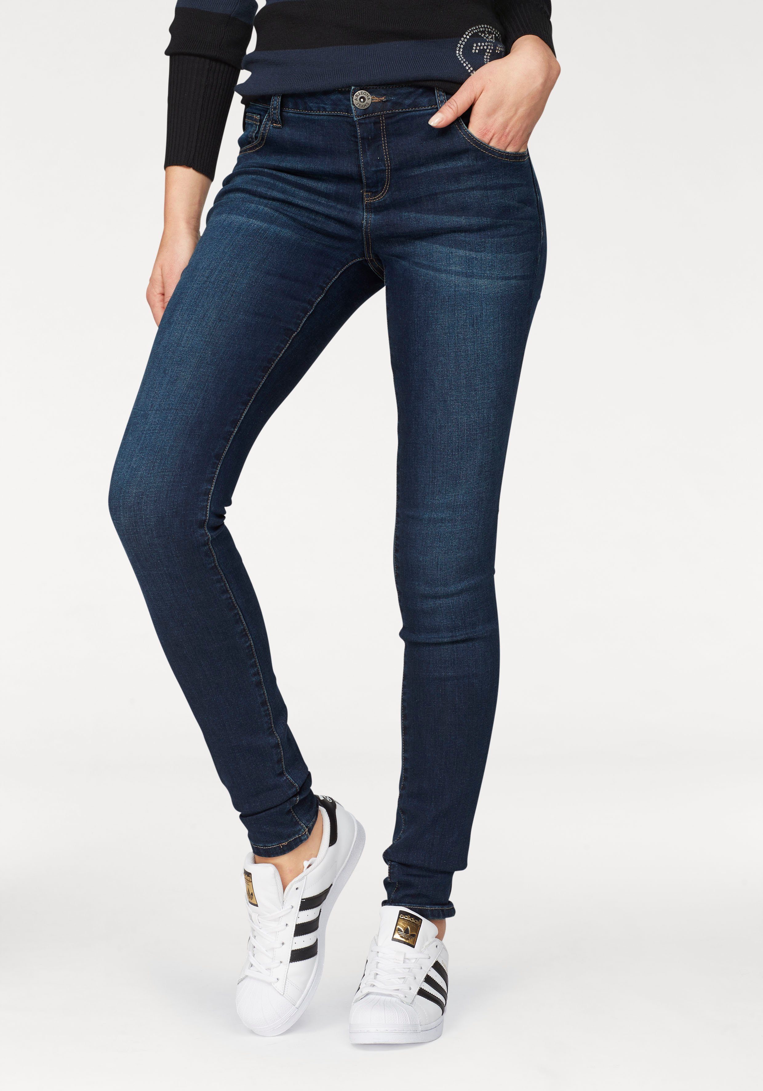 Arizona Skinny-fit-Jeans "Ultra-Stretch", extra-enger Beinverlauf, normale günstig online kaufen