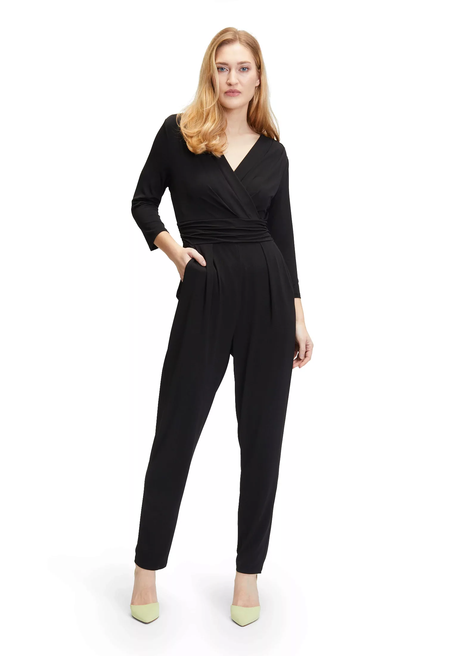 Vera Mont Overall "Vera Mont Jumpsuit mit Bindegürtel", (1 tlg.), Wickel-De günstig online kaufen