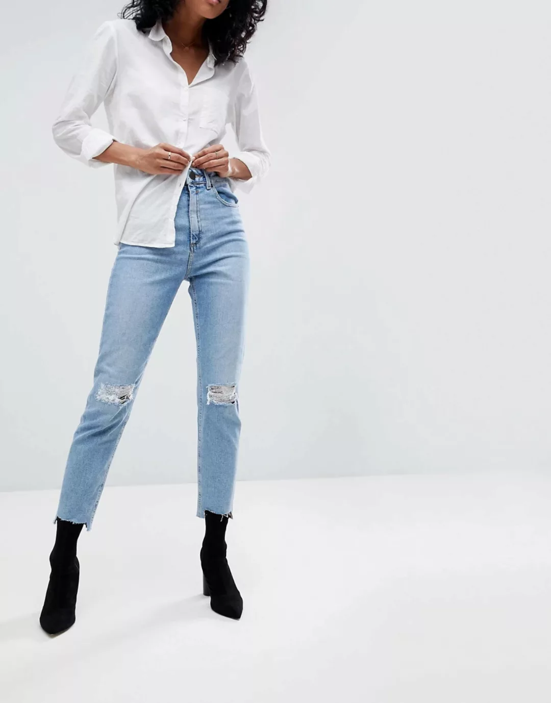 ASOS DESIGN – Farleigh – Schmale Mom-Jeans in heller Vintage-Waschung mit h günstig online kaufen