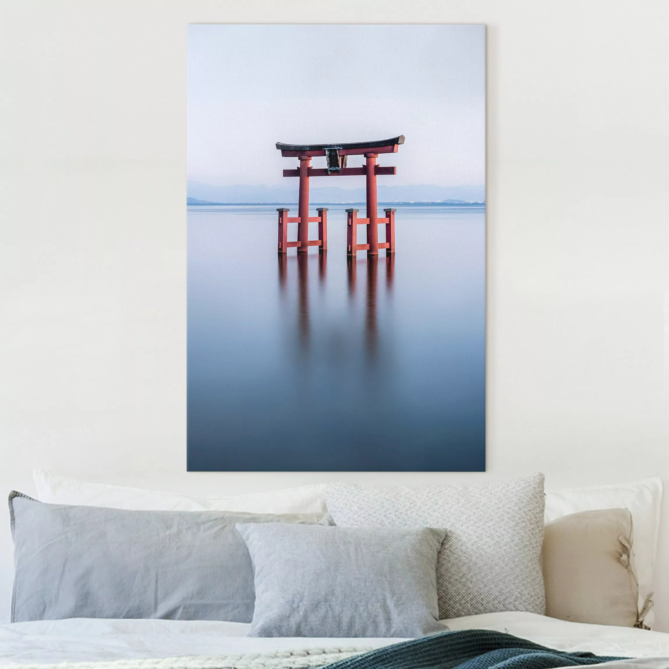 Leinwandbild Torii im Wasser günstig online kaufen