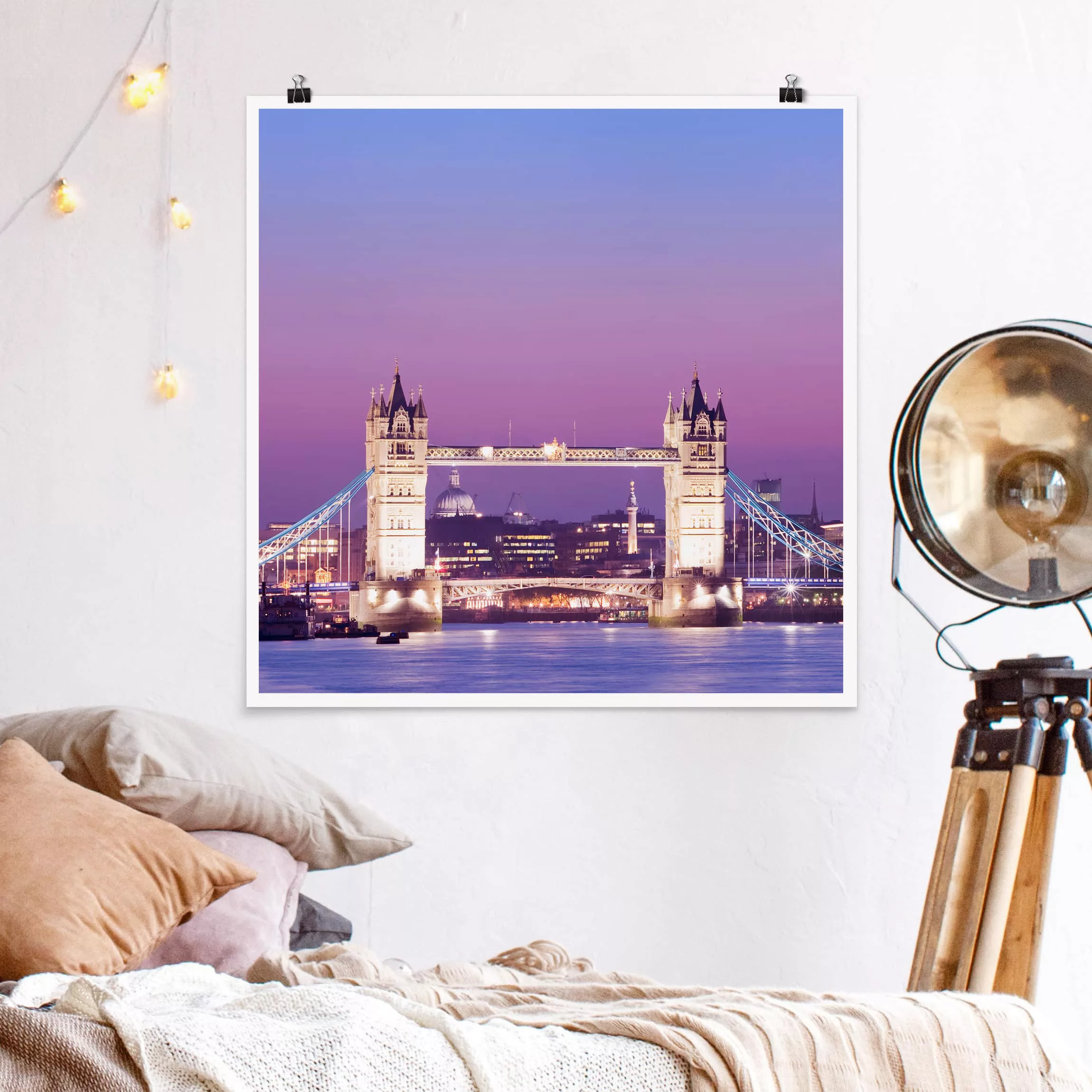 Poster Architektur & Skyline - Quadrat Tower Bridge in London at Night günstig online kaufen
