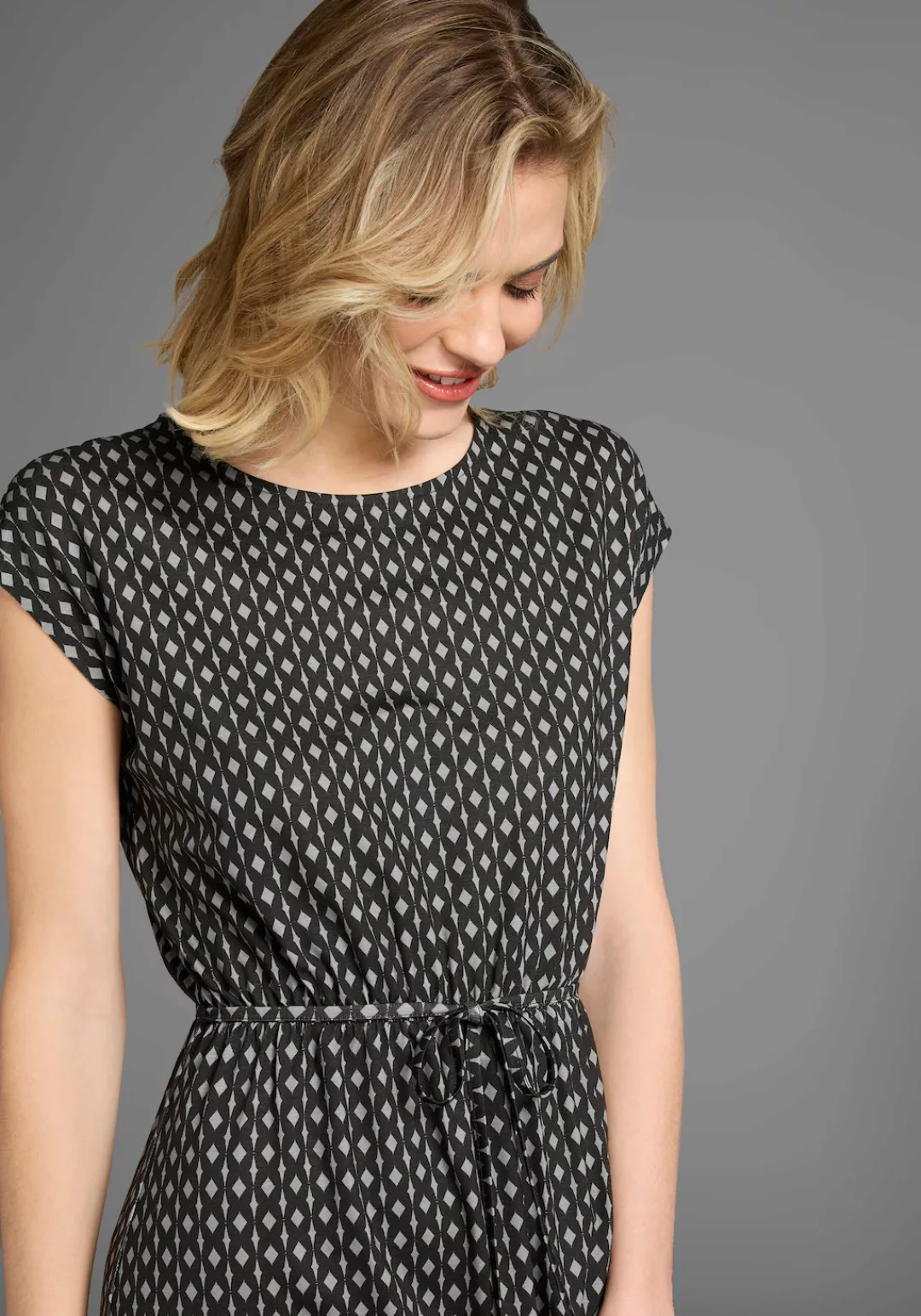 Laura Scott Sommerkleid, Mini-Länge, lässiger, eleganter Stil günstig online kaufen