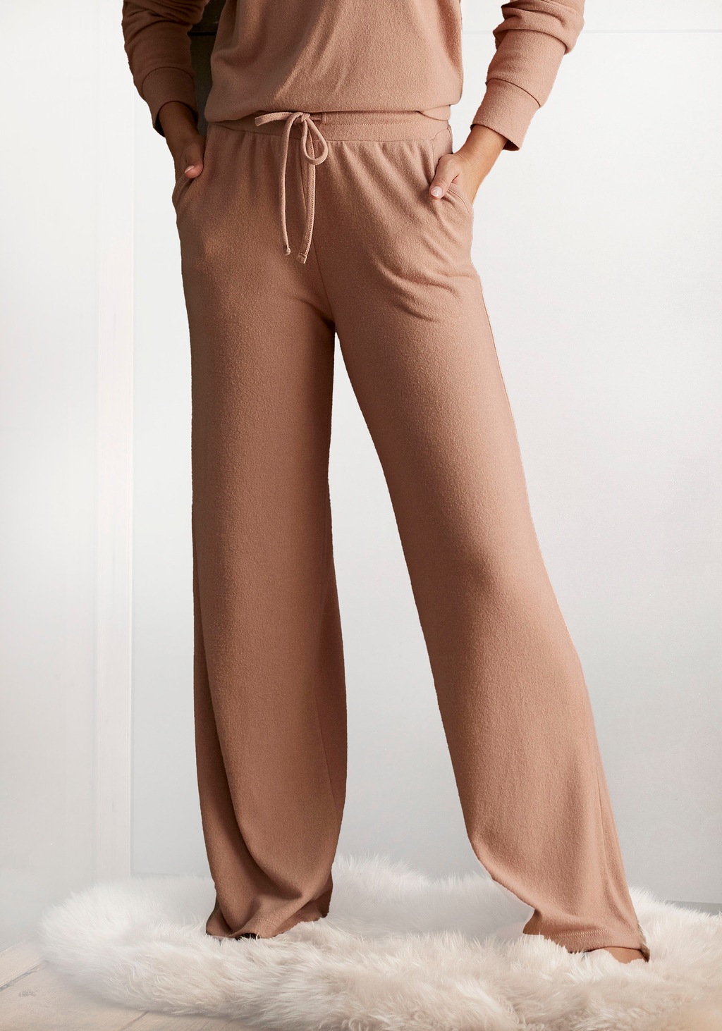 LASCANA Loungehose, mit weitem Bein, Loungewear günstig online kaufen