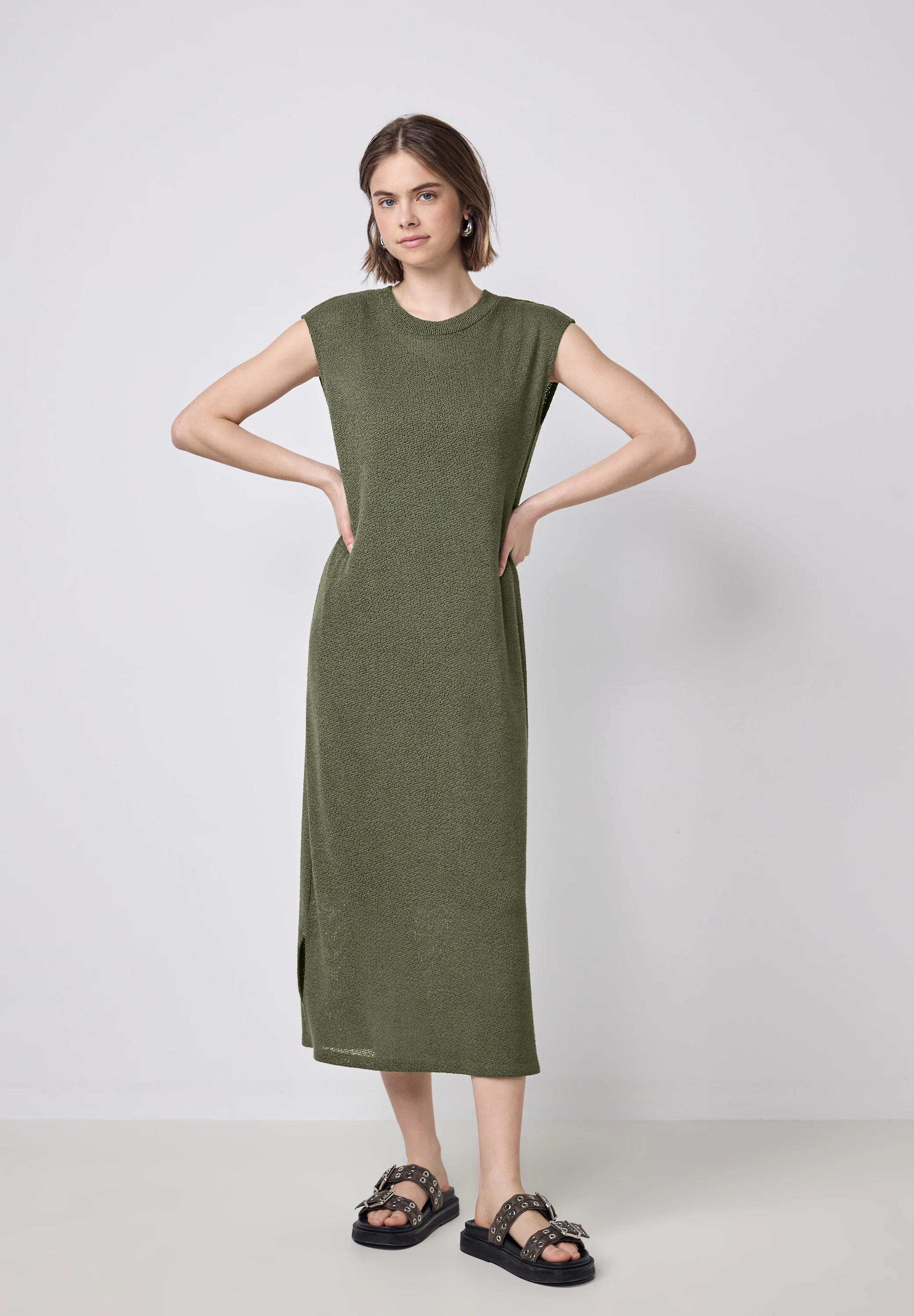 STREET ONE STUDIO Strickkleid, mit Rundhalsausschnitt günstig online kaufen