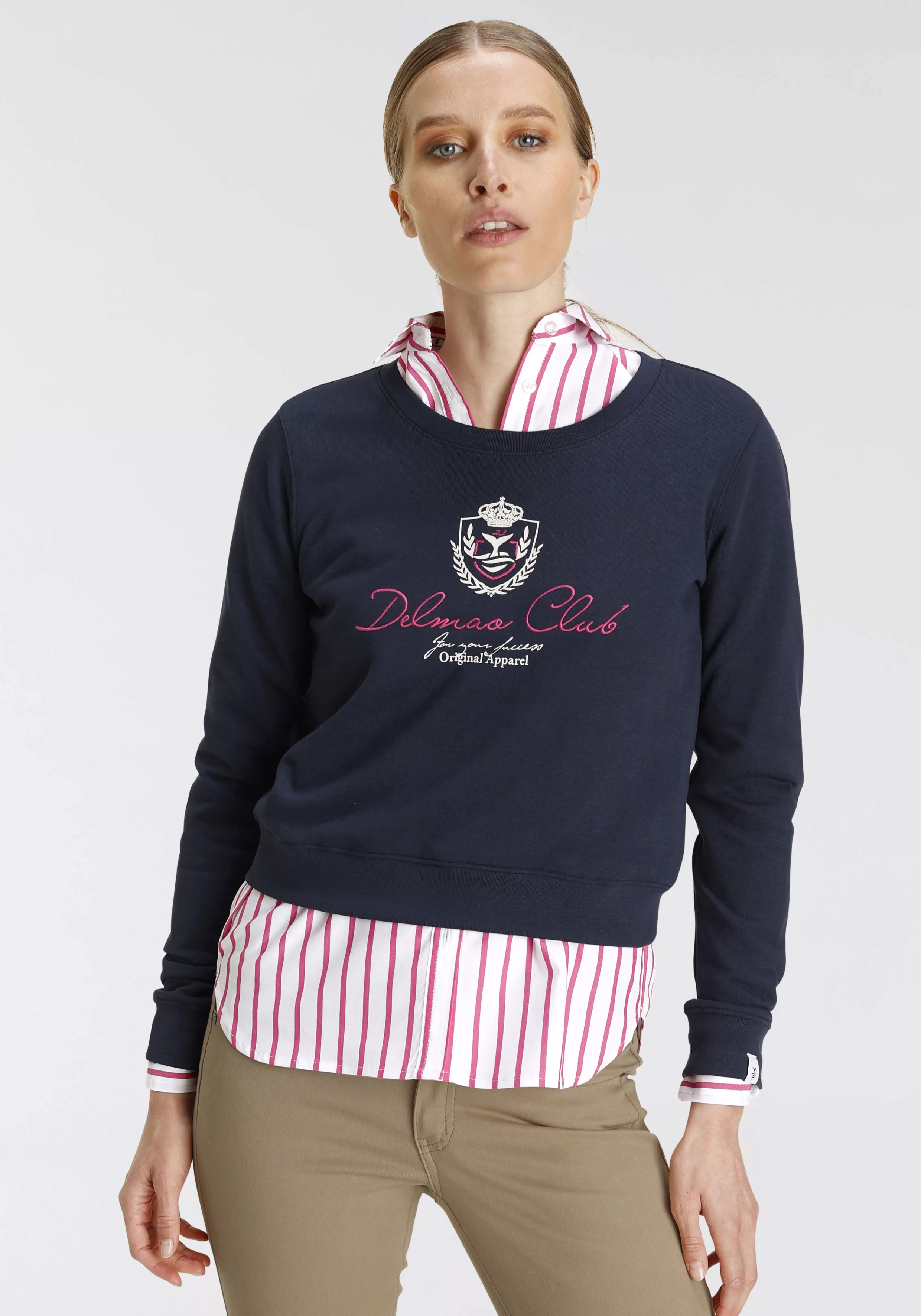 DELMAO Sweatshirt, in verkürzter Länge und mit edler Stickerei --NEUE MARKE günstig online kaufen
