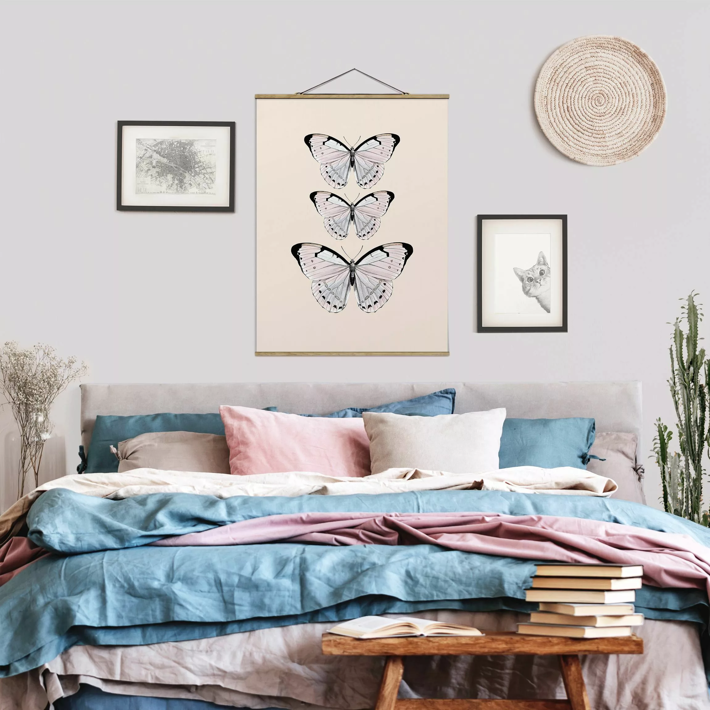 Stoffbild mit Posterleisten Schmetterling auf Beige günstig online kaufen
