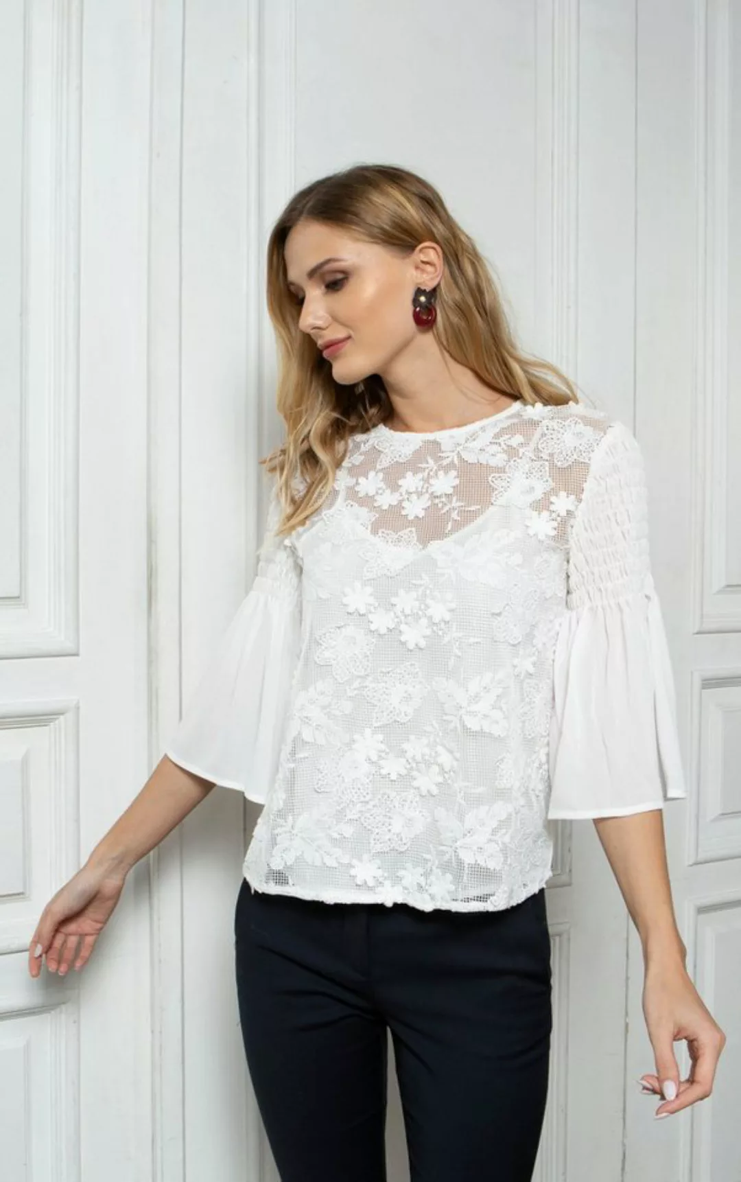 Passioni Blusentop Weiße Bluse mit Netzfront und Blumenstickerei günstig online kaufen