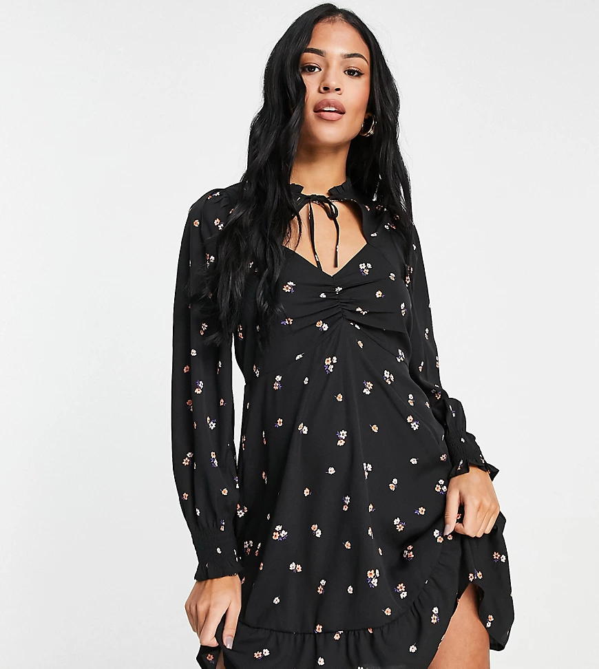 New Look Tall – Langärmliges Kleid mit Zierausschnitt in schwarz geblümt günstig online kaufen