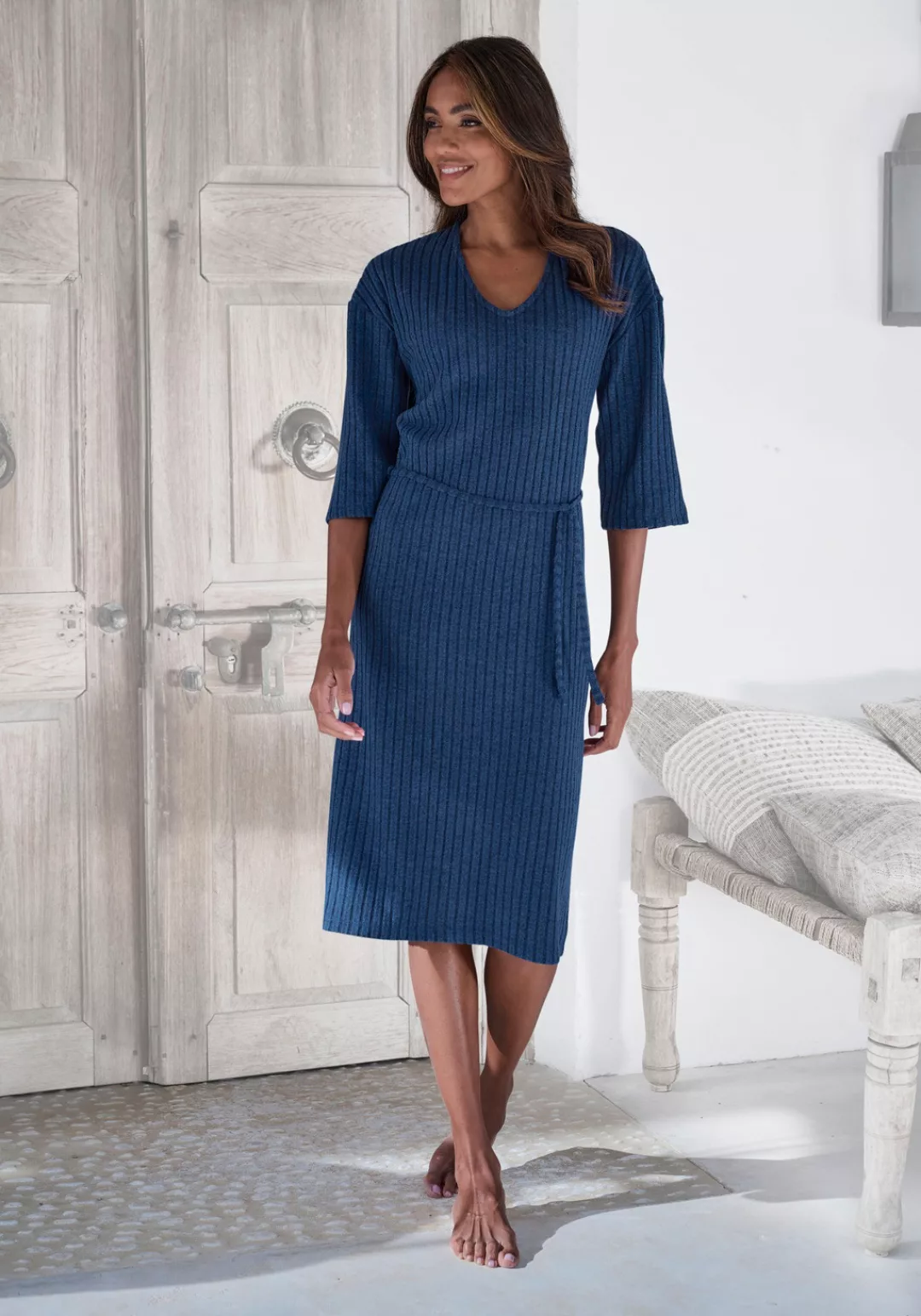 LASCANA Strickkleid, Lounge-/ Rippkleid mit weiten Ärmeln und Taillenband, günstig online kaufen