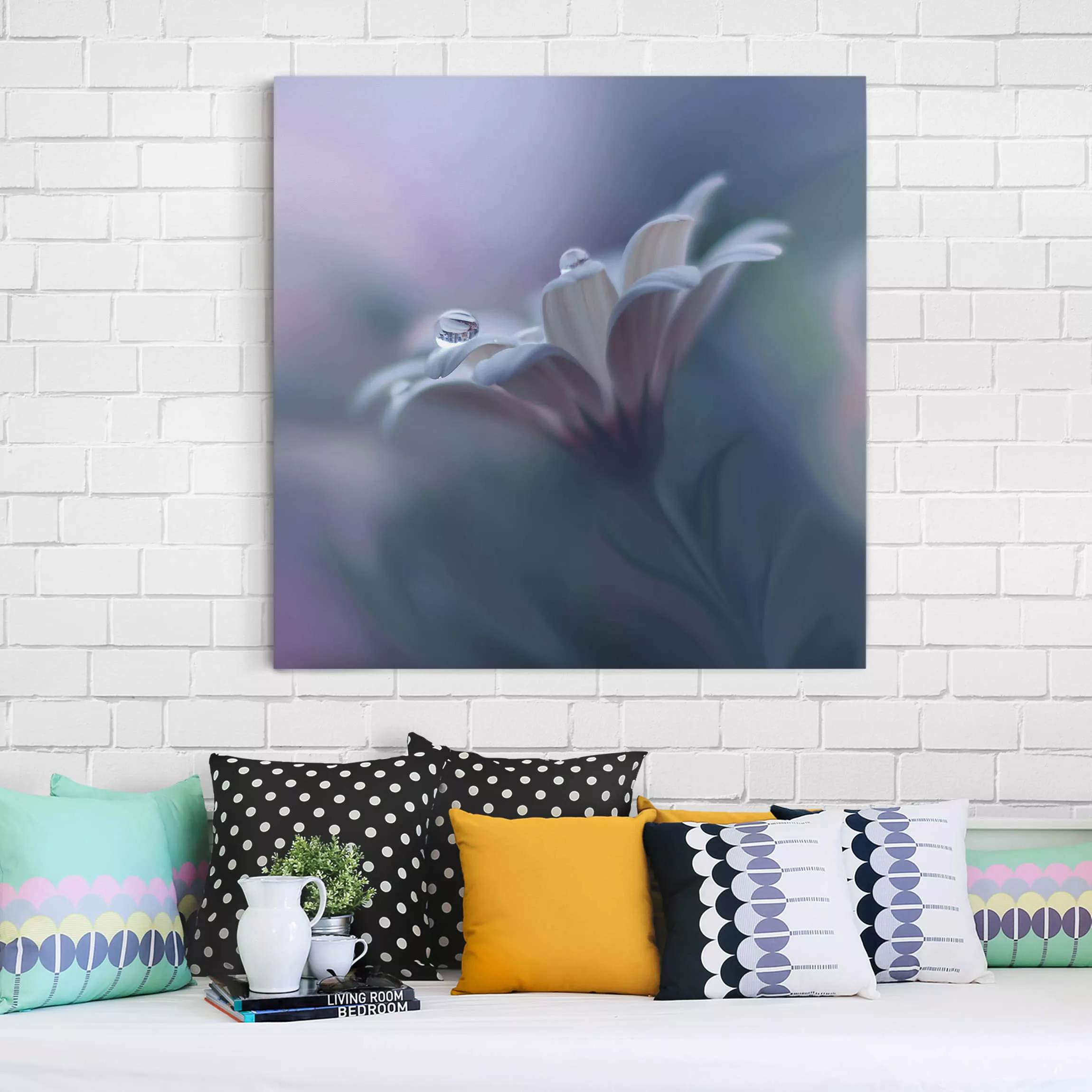 Leinwandbild Blumen - Quadrat Behind Closed Eyes günstig online kaufen