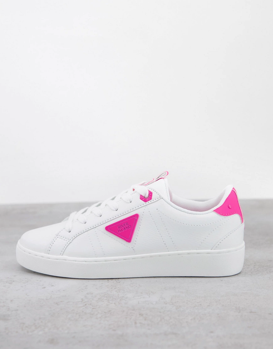 River Island – Sneaker mit seitlichen Einsätzen in leuchtendem Rosa-Weiß günstig online kaufen