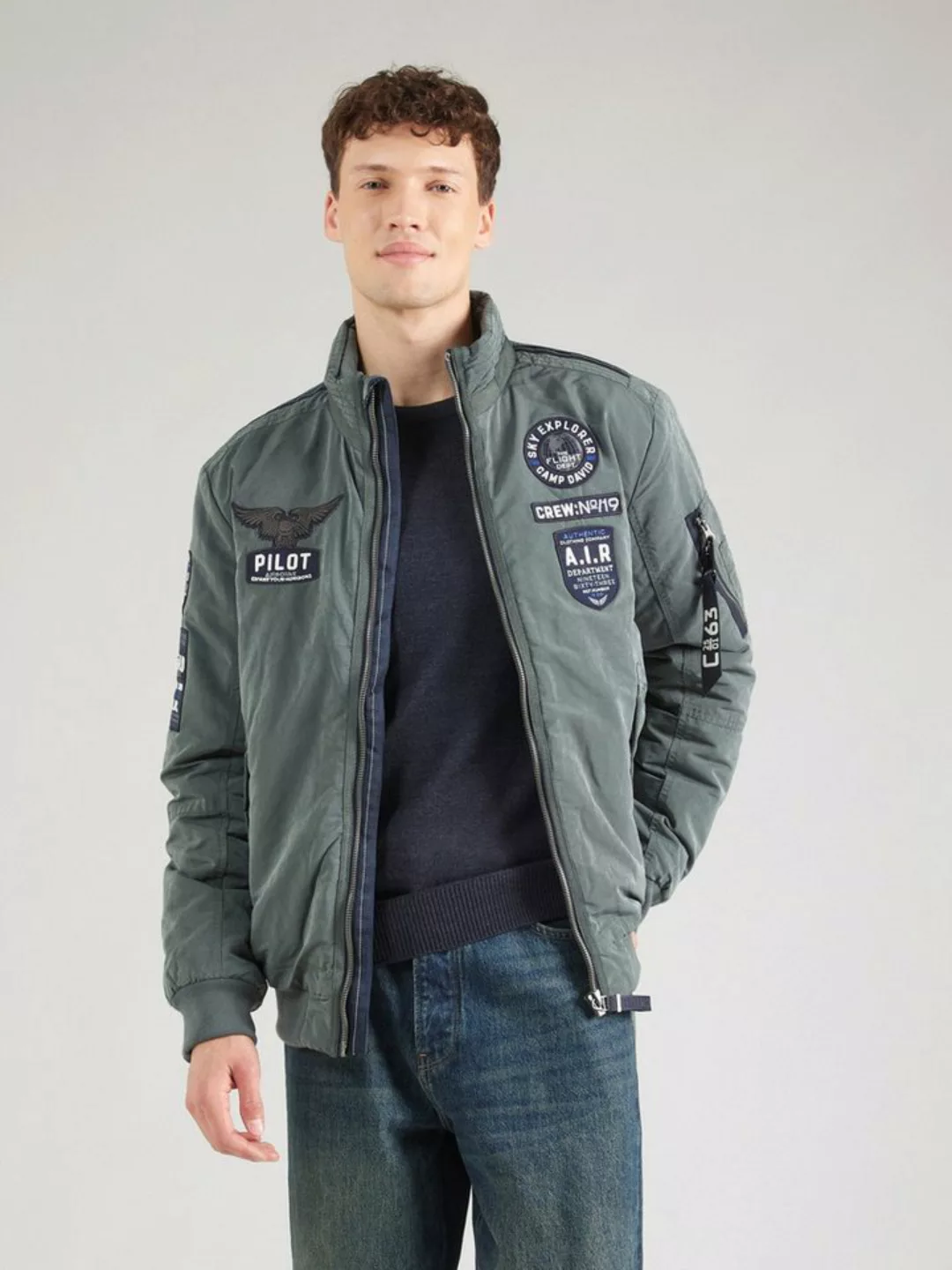 CAMP DAVID Blouson mit vielen Patches günstig online kaufen