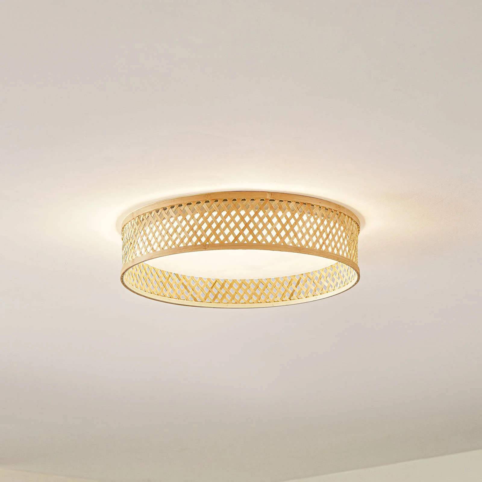 Lindby LED-Deckenleuchte Eilif, Bambus, weiß, Ø 40 cm günstig online kaufen