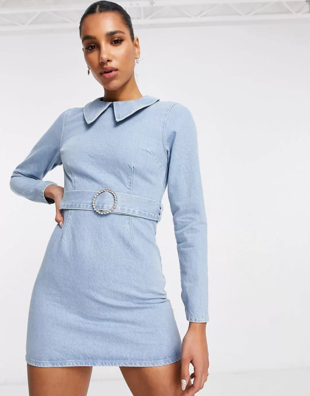 ASOS DESIGN Mini-Jeanskleid Mini-Jeanskleid aus Bio-Baumwollmix mit strassb günstig online kaufen