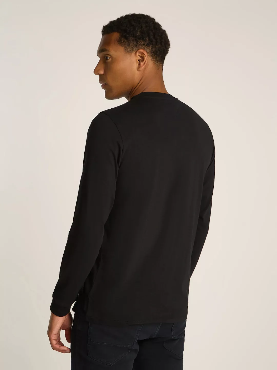 Tommy Jeans Plus Longsleeve TJM SLIM LINEAR CHST L/S TEE EXT Große Größen günstig online kaufen