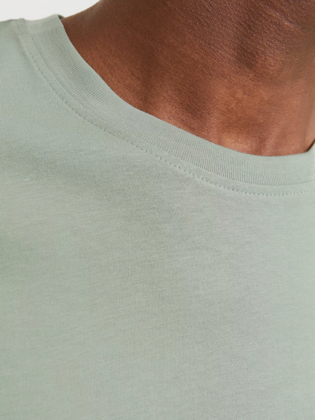 Jack & Jones Rundhalsshirt "JJESTAR mit Pigmentprint und Baumwollgefühl", m günstig online kaufen