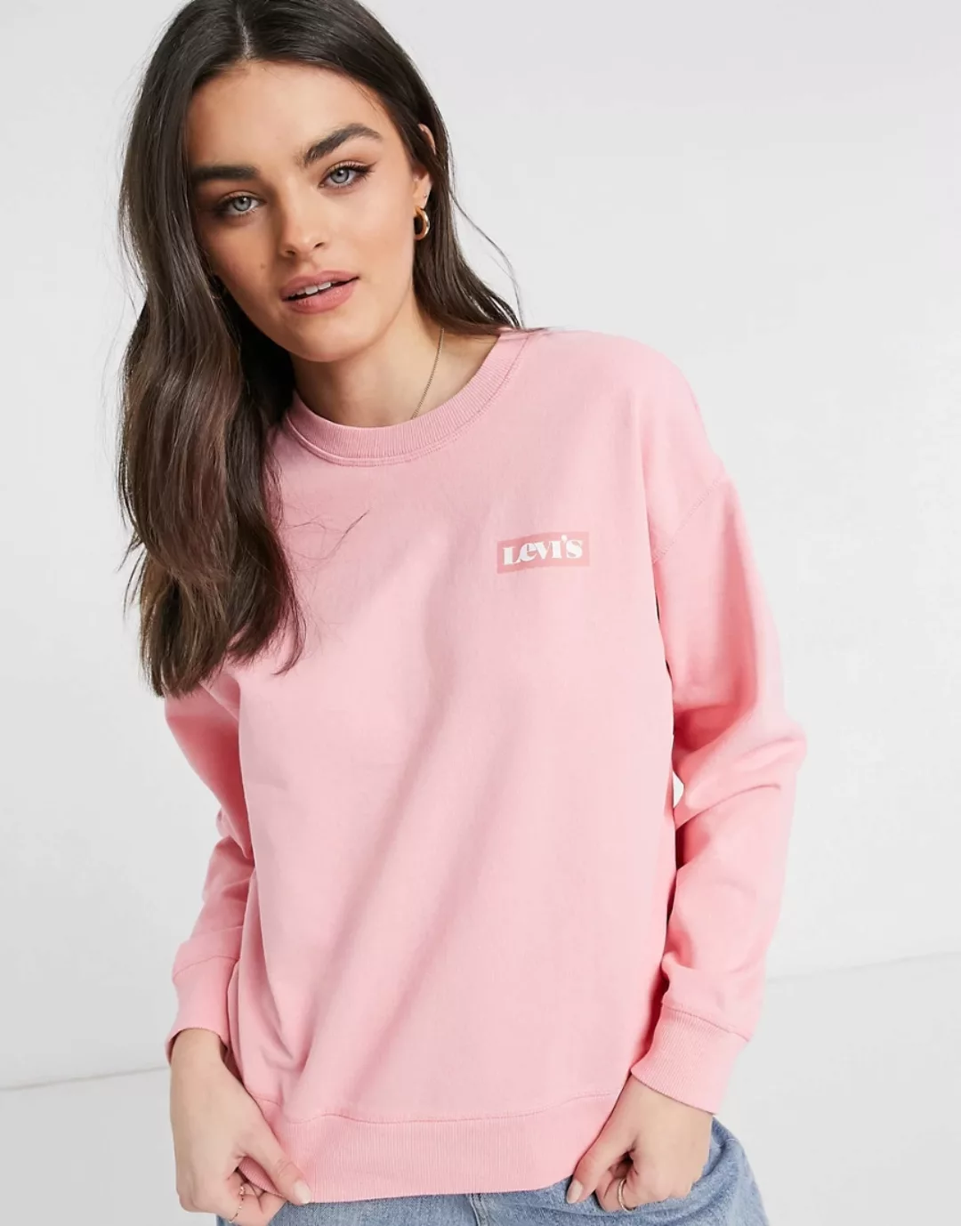 Levi's – Schlichtes Sweatshirt in Rosa mit Rundhalsausschnitt günstig online kaufen