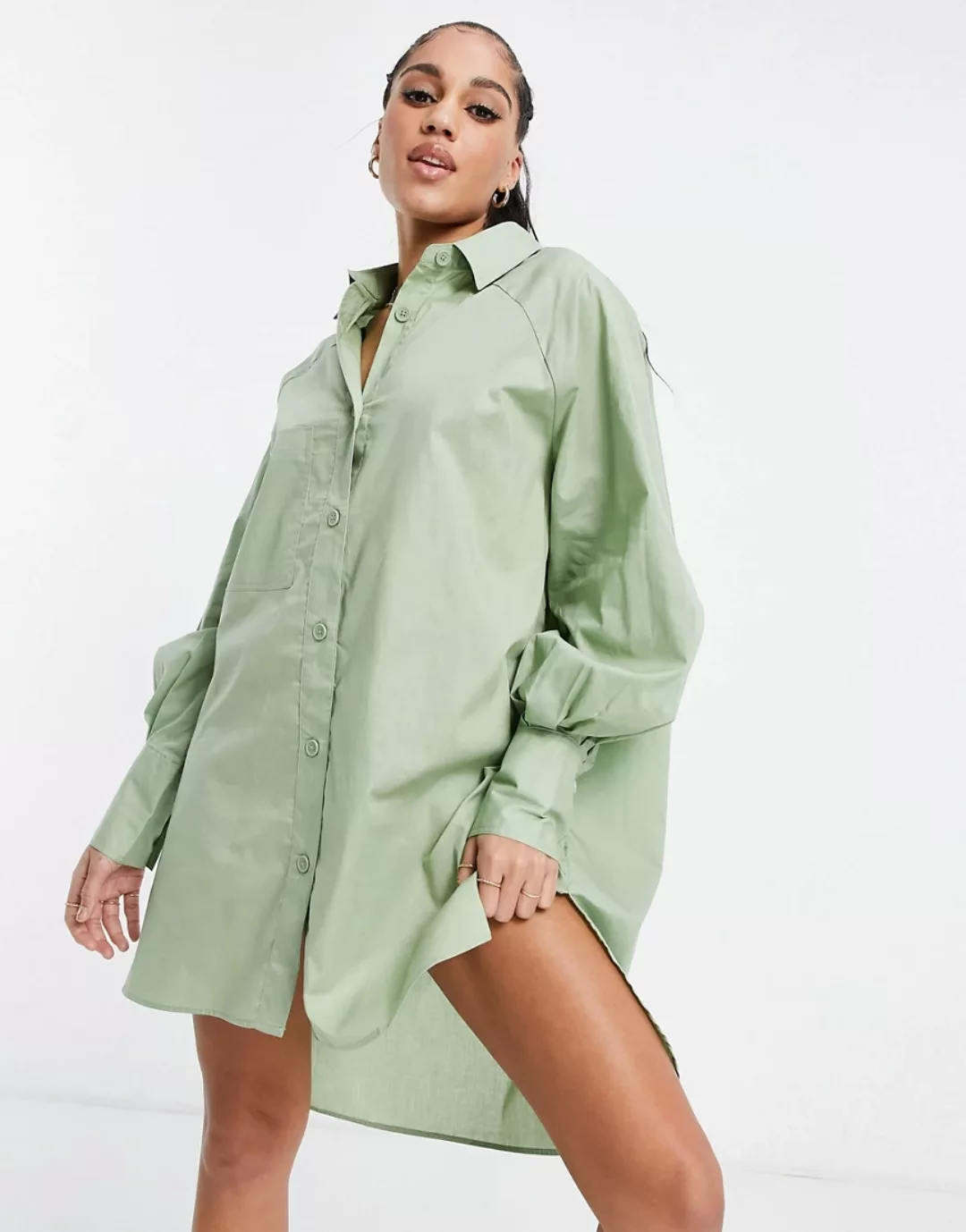 Threadbare – Oversized Hemdkleid mit Ballonärmeln in sanftem Khaki-Grün günstig online kaufen