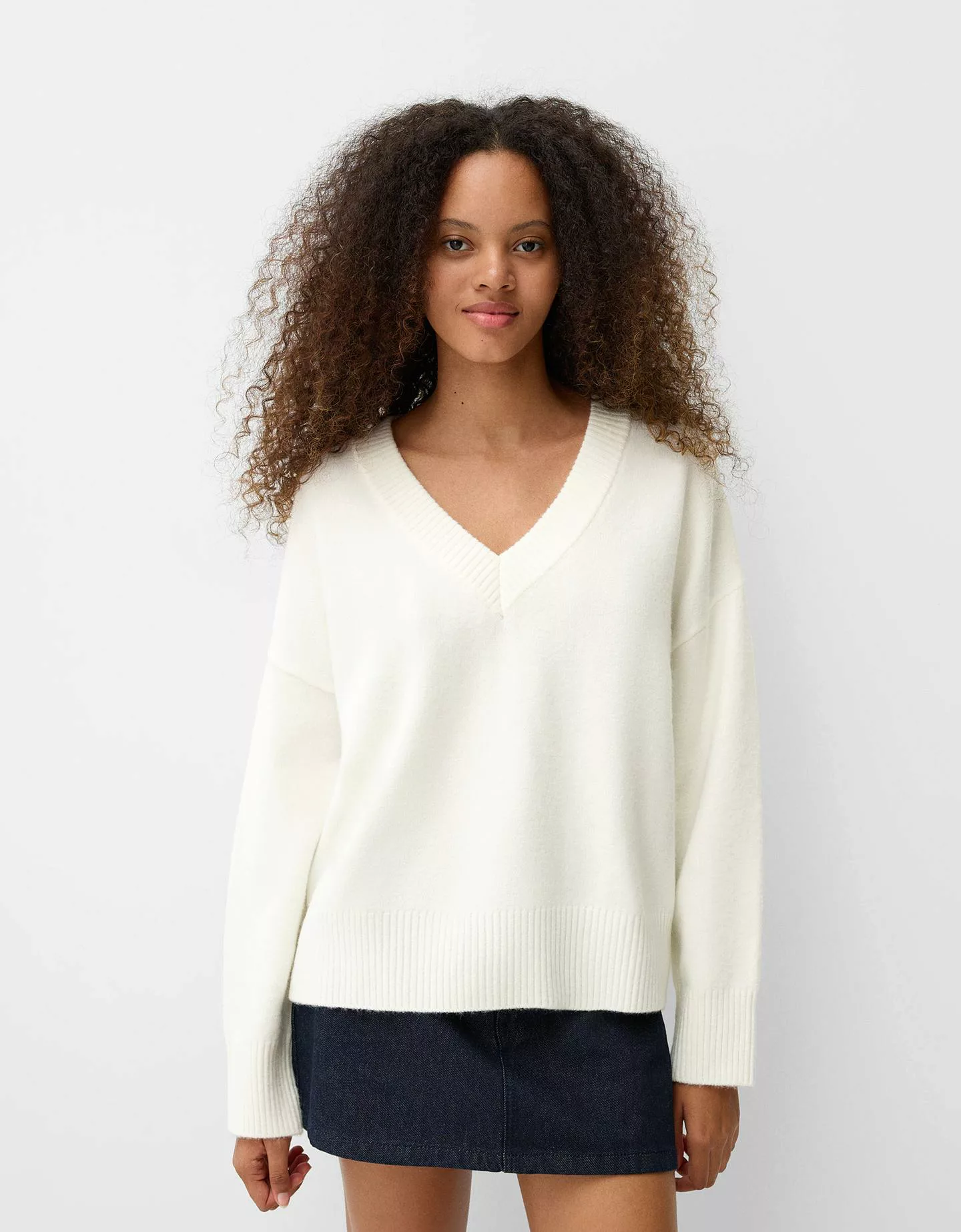 Bershka Oversize-Pullover Mit V-Ausschnitt Damen M Rohweiß günstig online kaufen