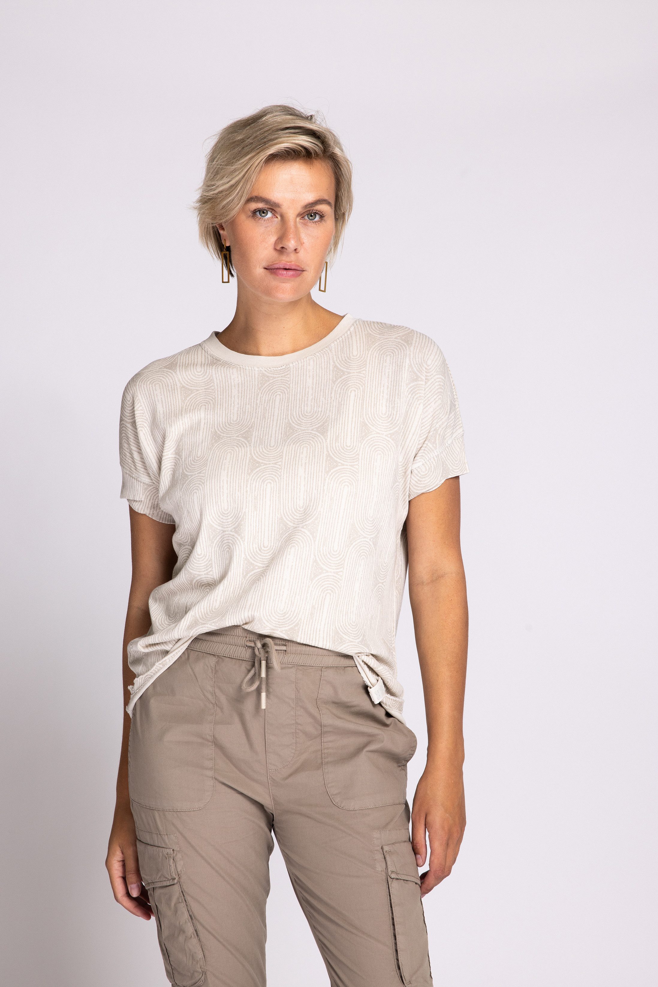 Zhrill T-Shirt RAHEL mit dezentem Allover-Print günstig online kaufen