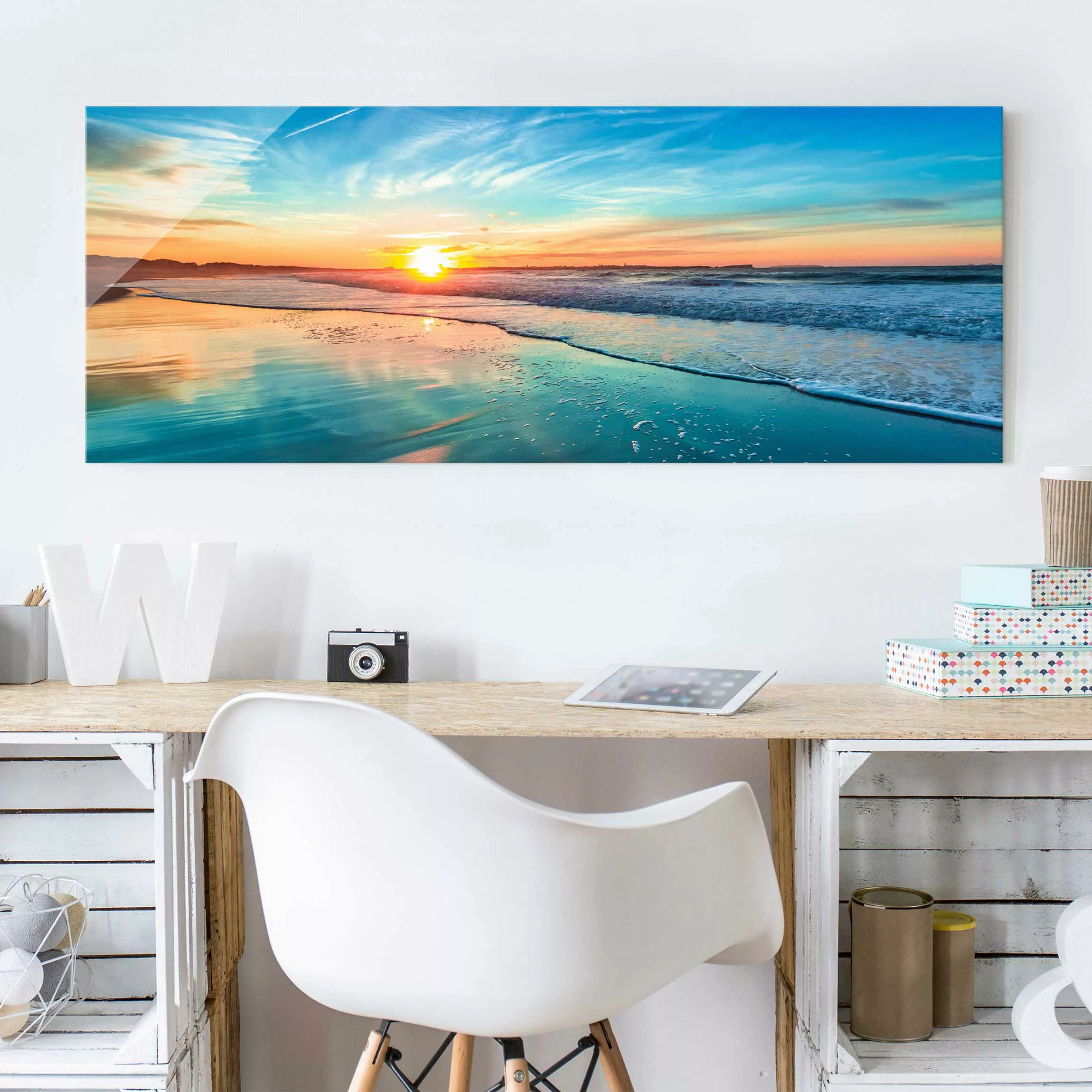 Glasbild Natur & Landschaft - Panorama Romantischer Sonnenuntergang am Meer günstig online kaufen