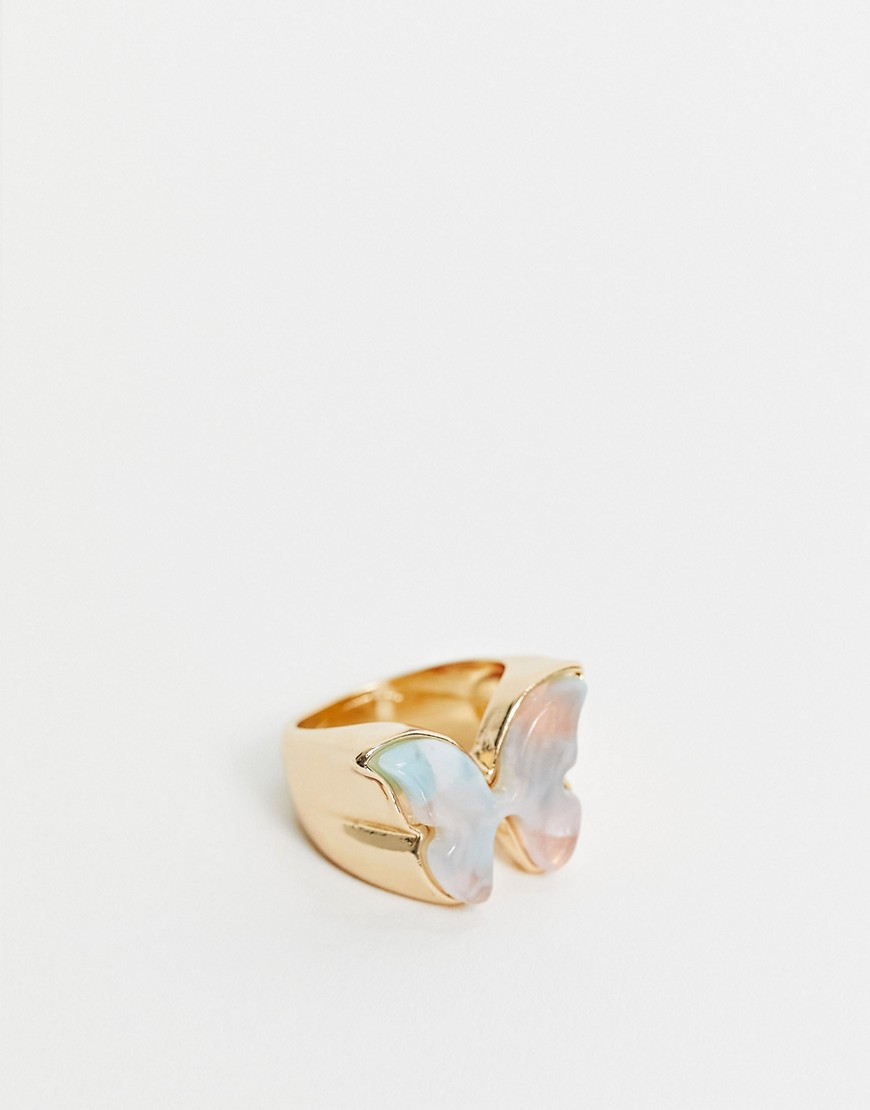 DesignB London – Auffälliger Ring in Gold-Optik mit Schmetterlingdetail aus günstig online kaufen