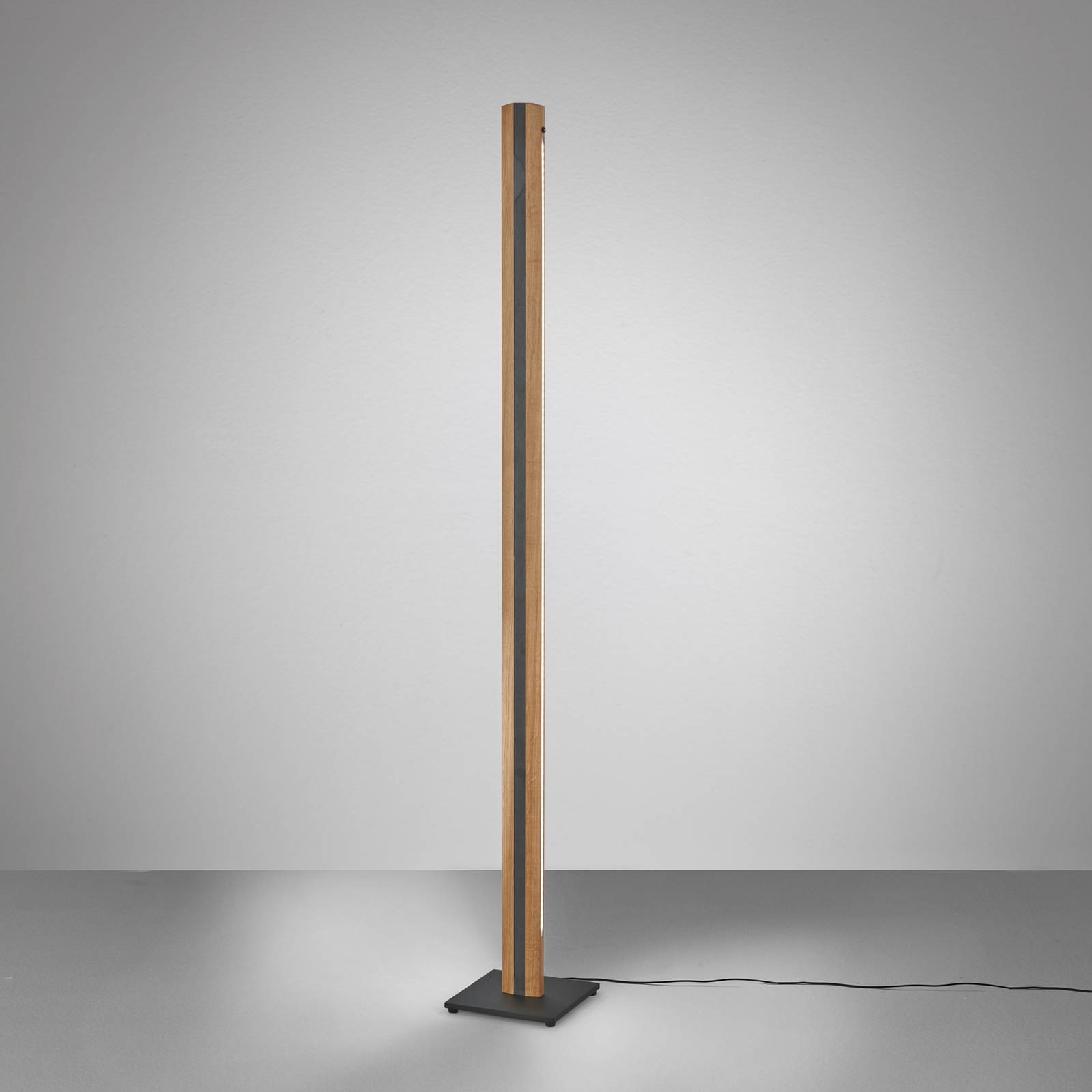Quitani LED-Stehleuchte Elis, schwarz, Eiche, dimmbar, 148cm günstig online kaufen