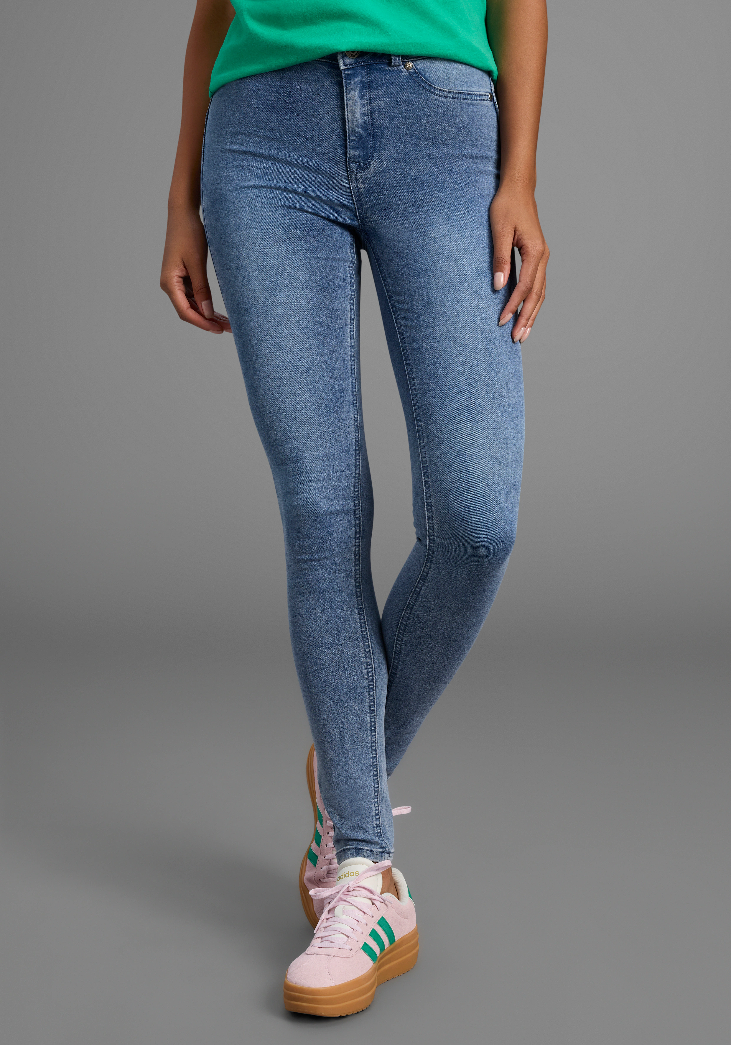 Arizona Skinny-fit-Jeans "Ultra Stretch", skinny-fit, betonte Taille, shapi günstig online kaufen