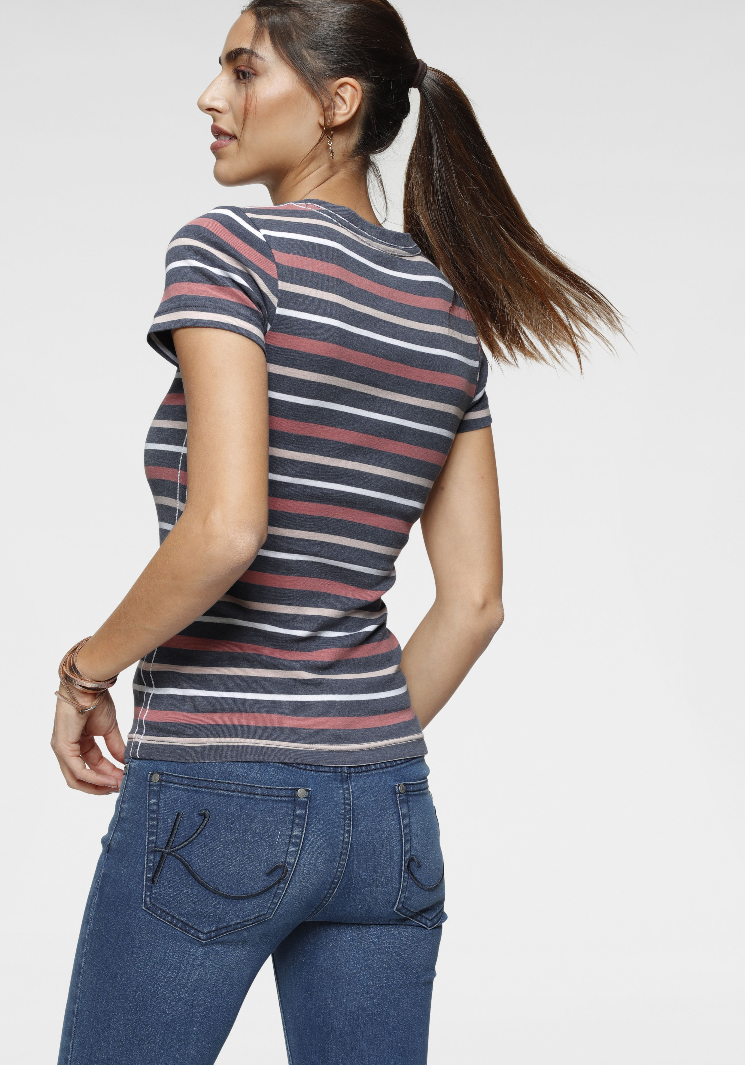 KangaROOS T-Shirt in schönem Streifenmix mit Frontdruck günstig online kaufen