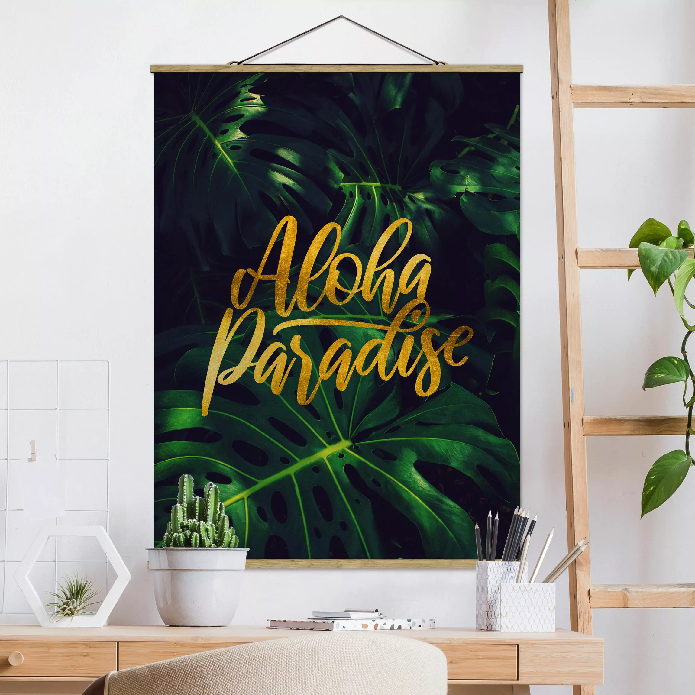 Stoffbild Spruch mit Posterleisten - Hochformat Dschungel - Aloha Paradise günstig online kaufen