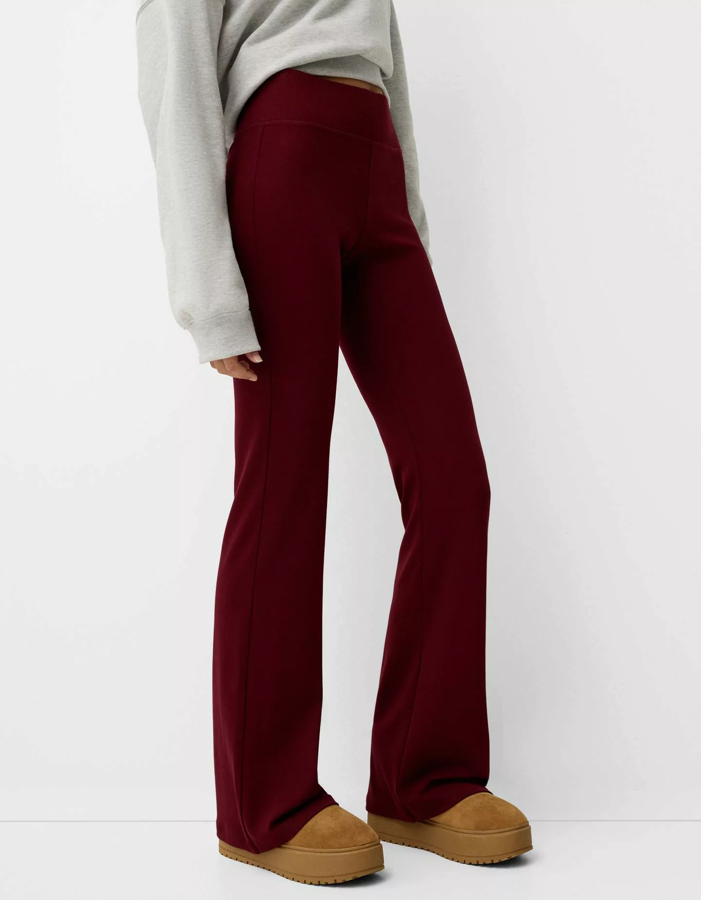 Bershka Rippenstrick-Schlaghose Mit Bund Damen Xs Bordeaux günstig online kaufen