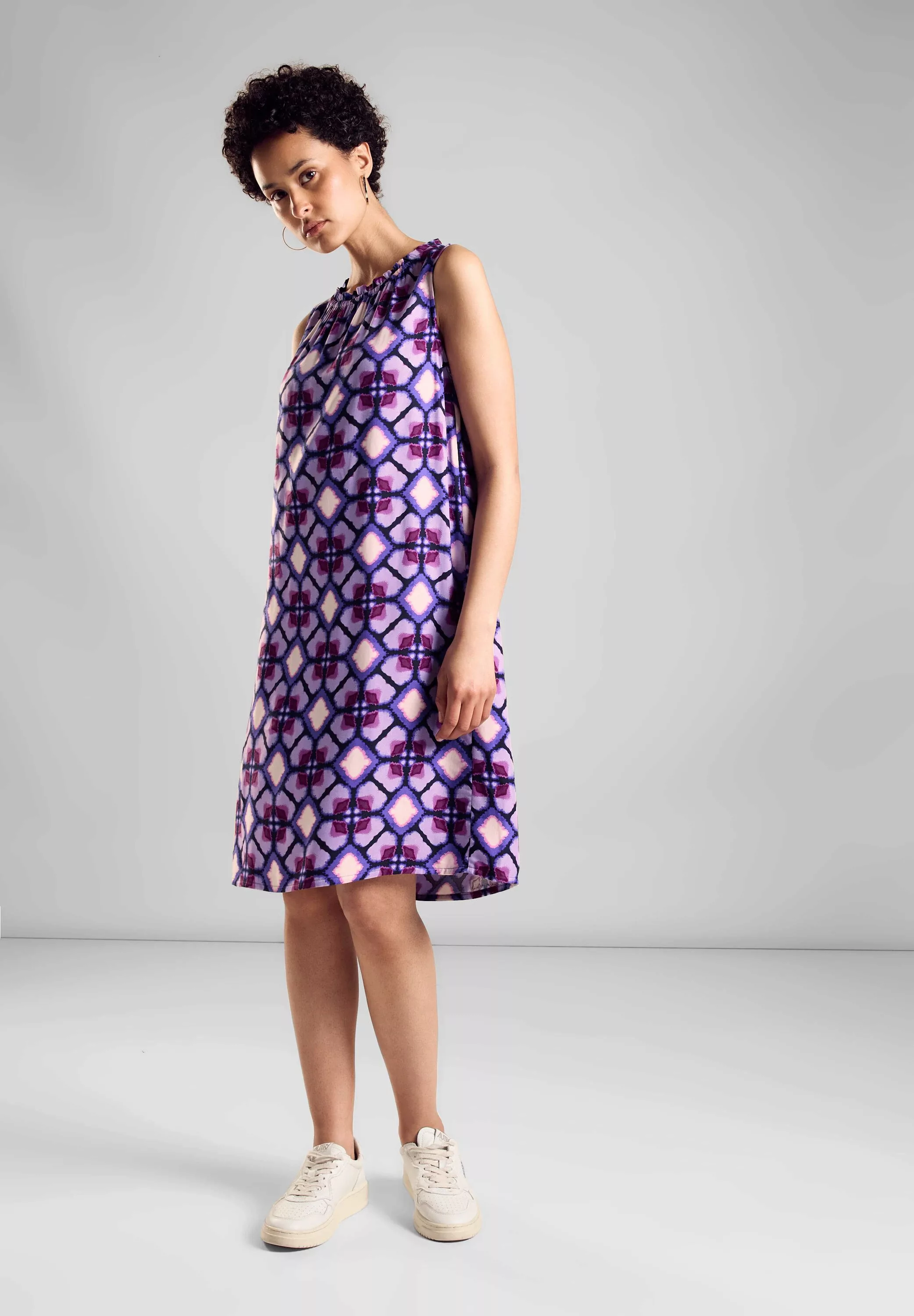 STREET ONE Sommerkleid - leichtes gemustertes Kleid ärmellos - Viskose Prin günstig online kaufen