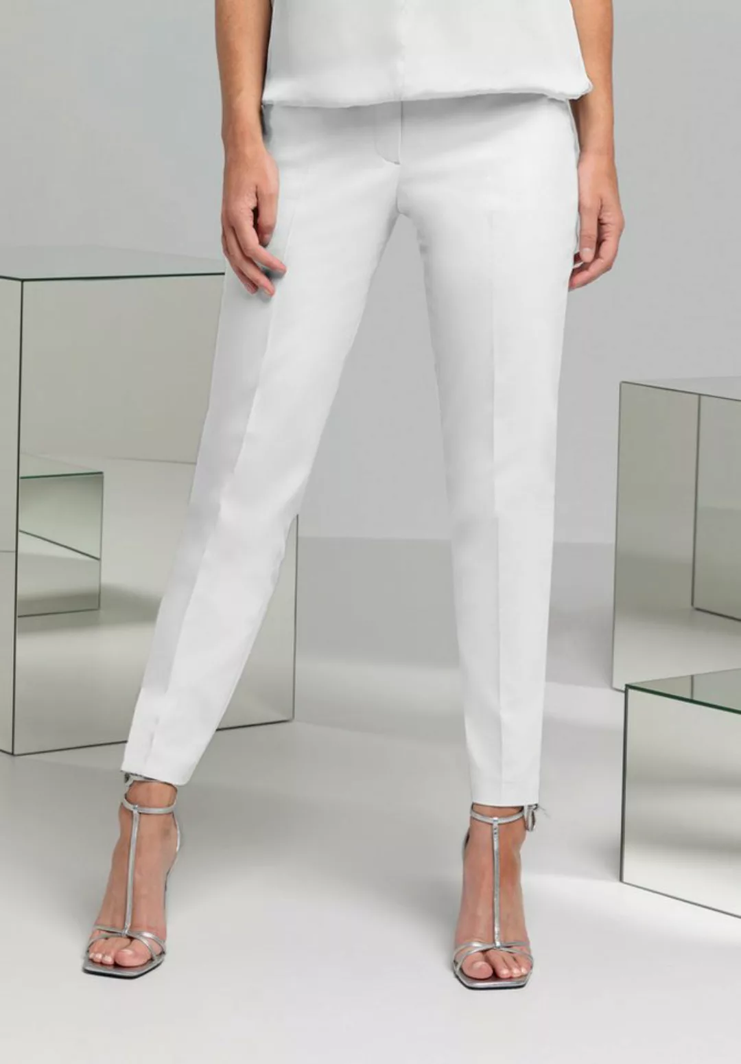 bianca Stretch-Hose SIENA in schmaler Silhouette und aktuellen Trendfarben günstig online kaufen
