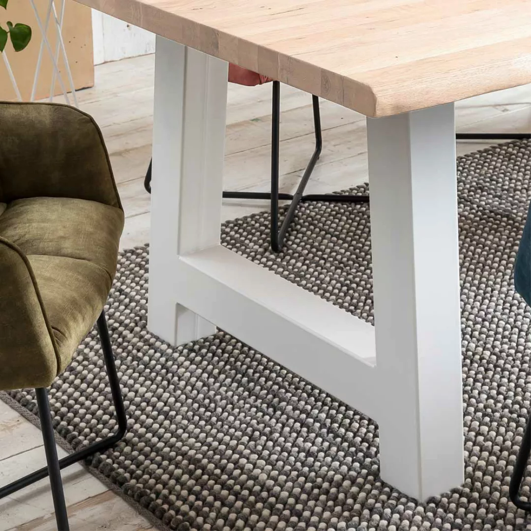 Holztisch Massiv mit Baumkante Platte A Form Gestell günstig online kaufen