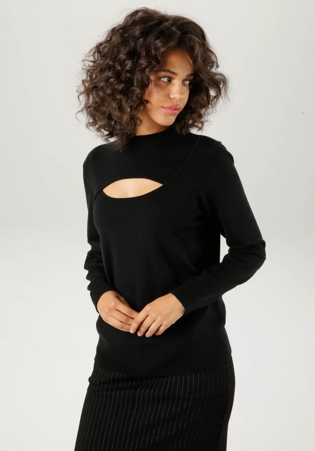 Aniston CASUAL Strickpullover, mit Cut-out am Dekolleté - NEUE KOLLEKTION günstig online kaufen