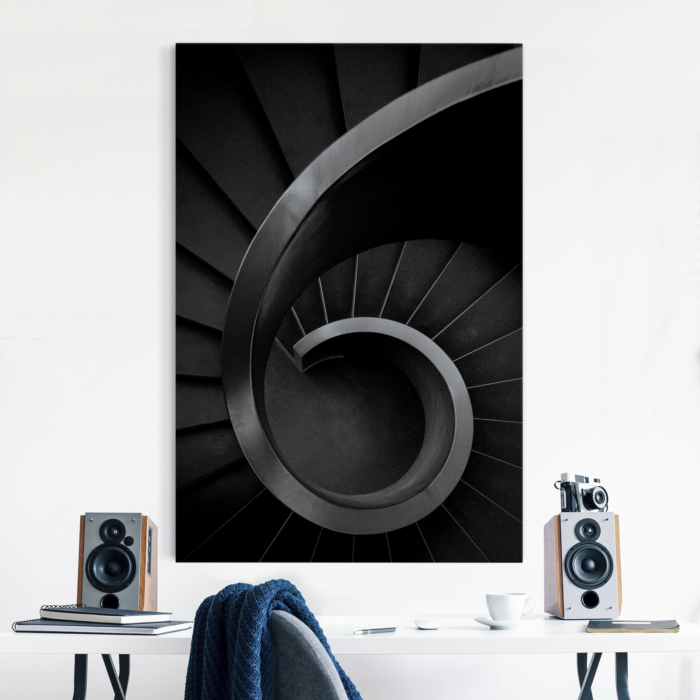 Akustikbild Schwarze Sechs im Treppenhaus günstig online kaufen