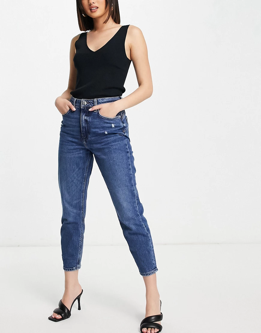 River Island – Mom-Jeans mit Formeffekt für den Po in Dunkelblau günstig online kaufen