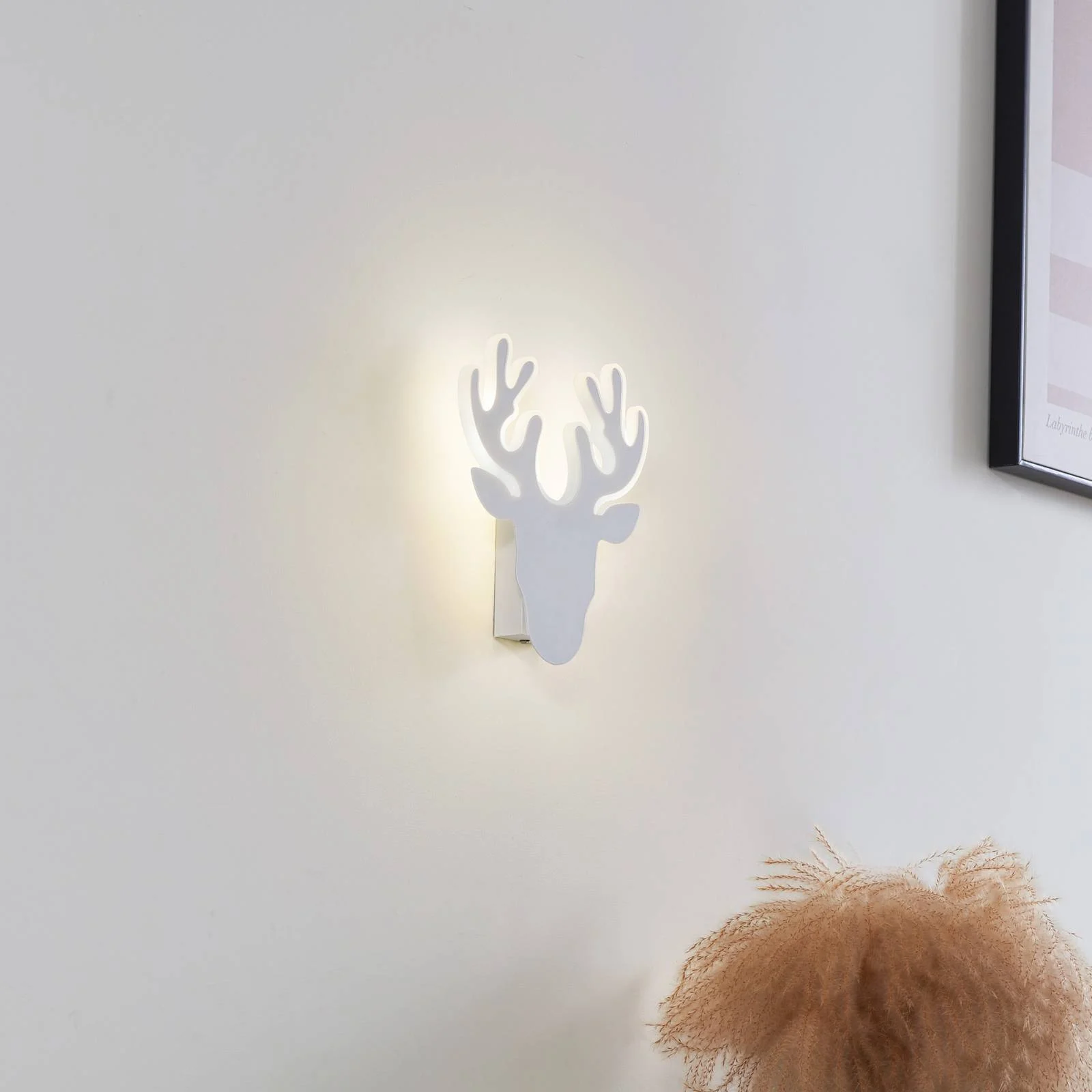 Lindby LED-Wandleuchte Hirvi, weiß, Metall, Rentier, 26 cm günstig online kaufen