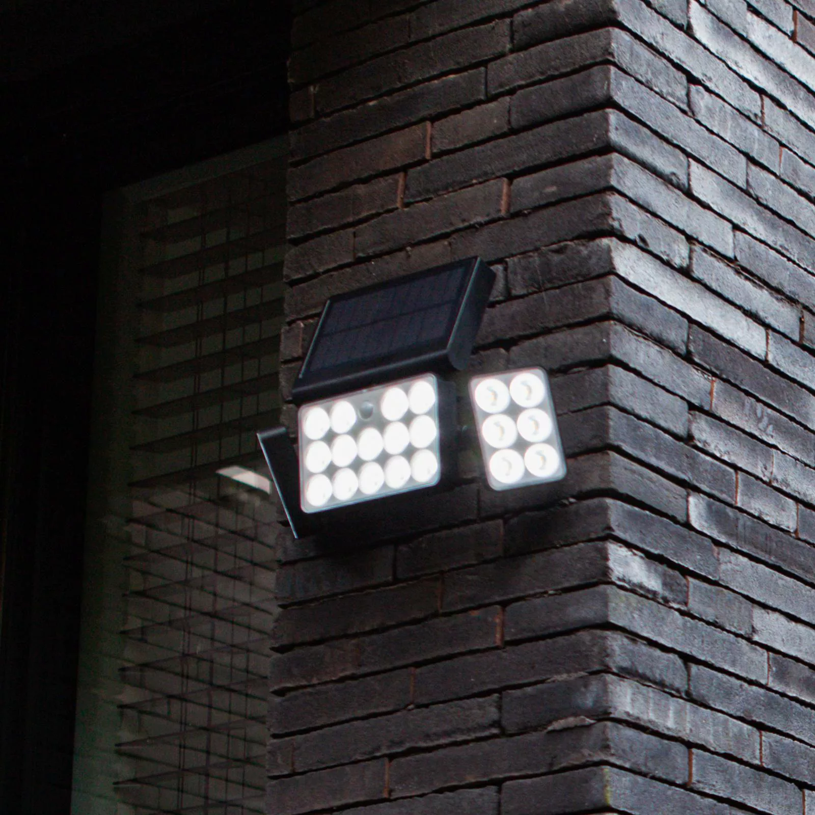LED-Solar-Außenwandleuchte Tuda, 32,1 cm günstig online kaufen
