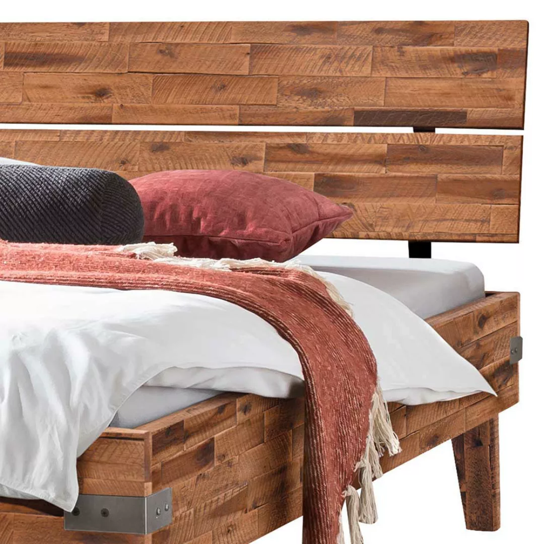Doppelbett aus Akazie Massivholz lackiert Antik Finish günstig online kaufen